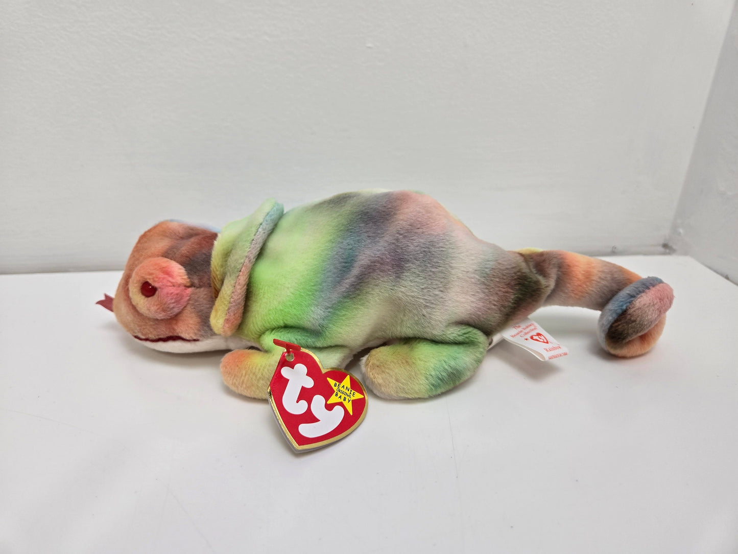 Ty Beanie Baby “Rainbow” the Tie-Dye Chameleon - Colours Vary (9 inch)