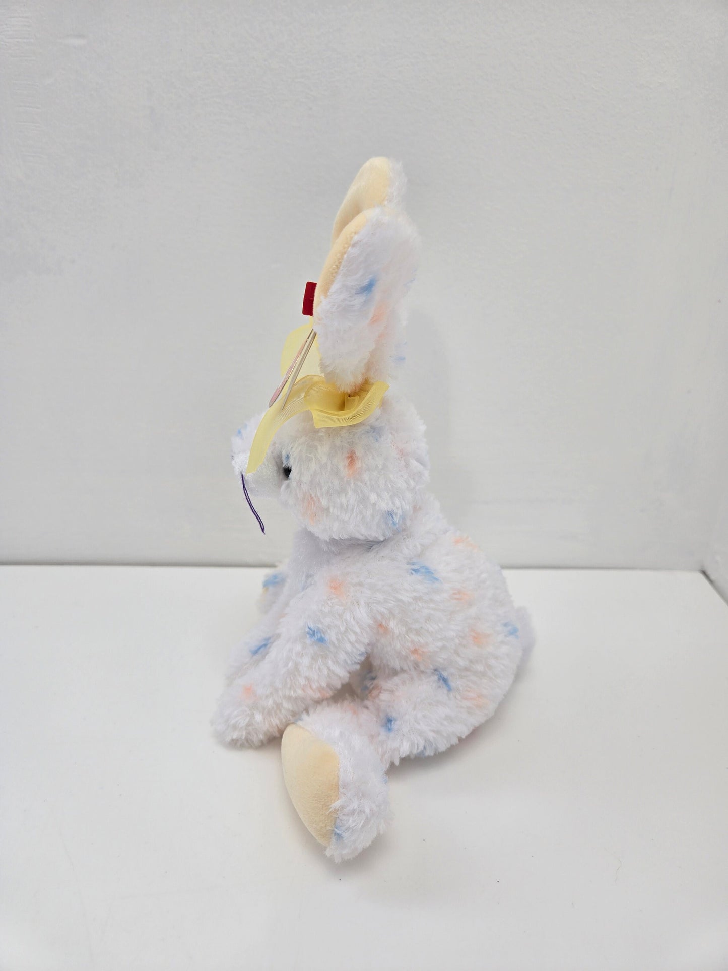 Ty Beanie Baby “Carrots” the Adorable Yellow and White Bunny Rabbit! (6.5 inch)