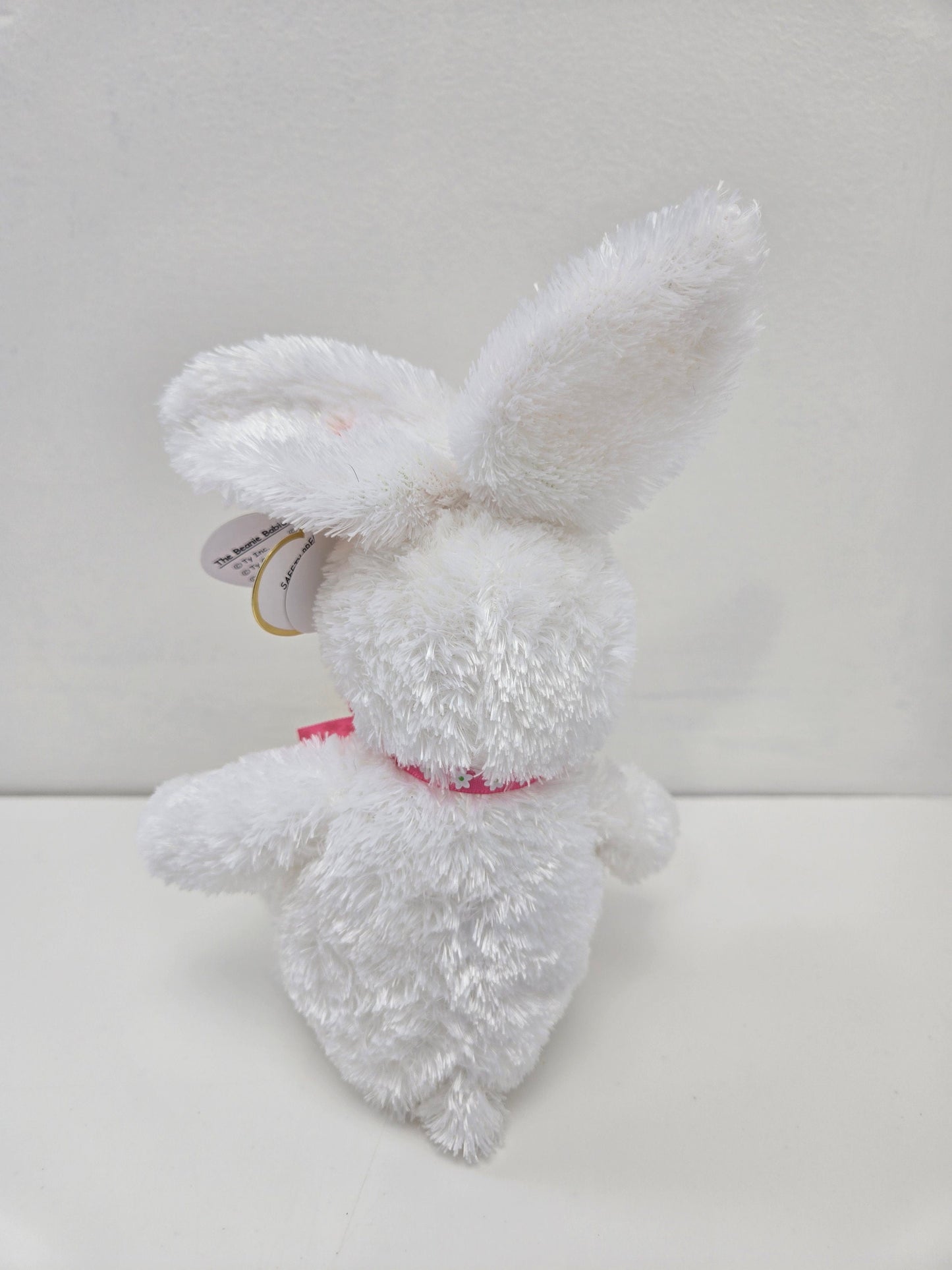 Ty Beanie Baby “Hippity” the Fuzzy White Bunny (8 inch)