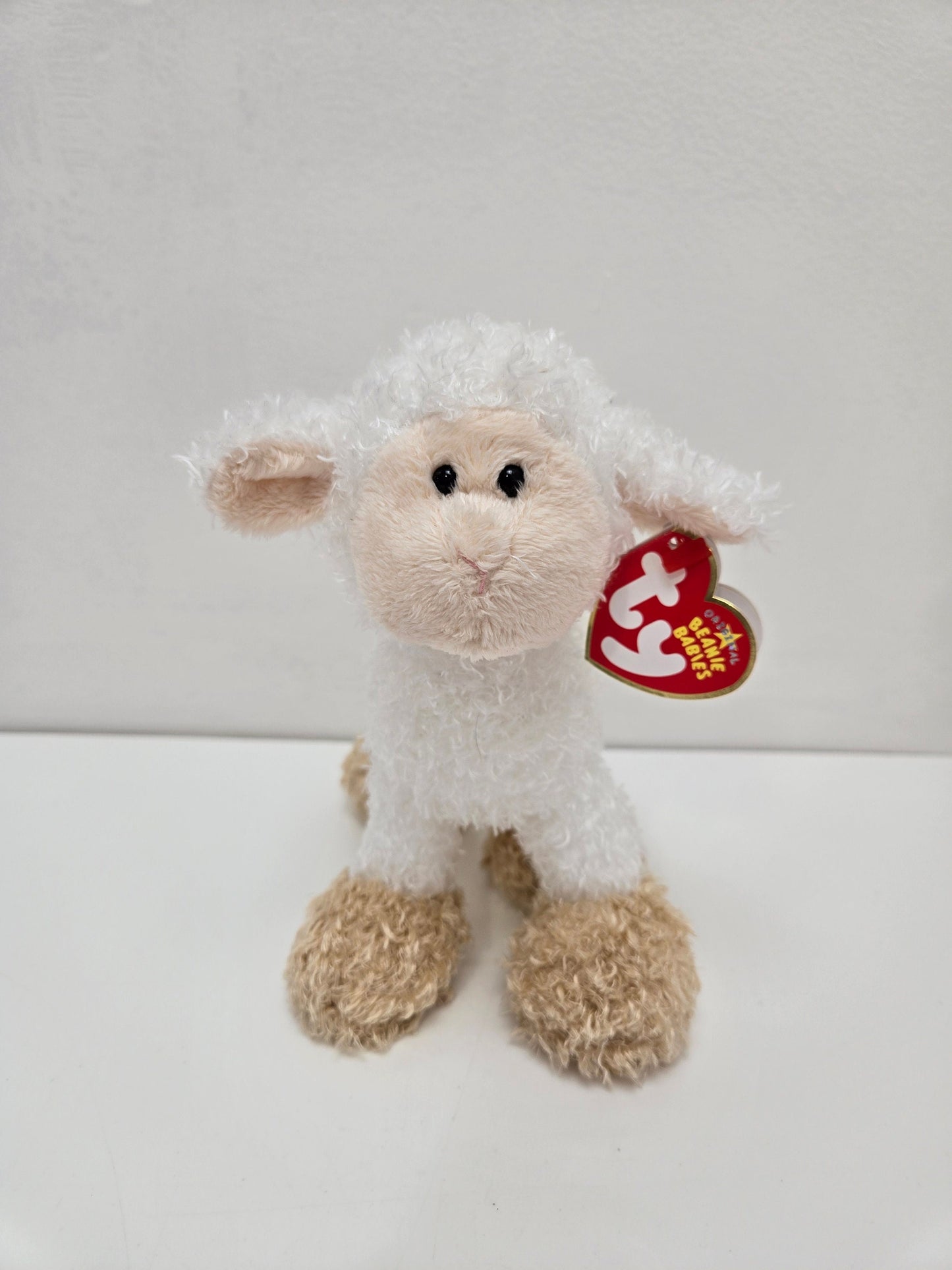 Ty Beanie Baby “Baaabsy” the Adorable Lamb (7 inch)