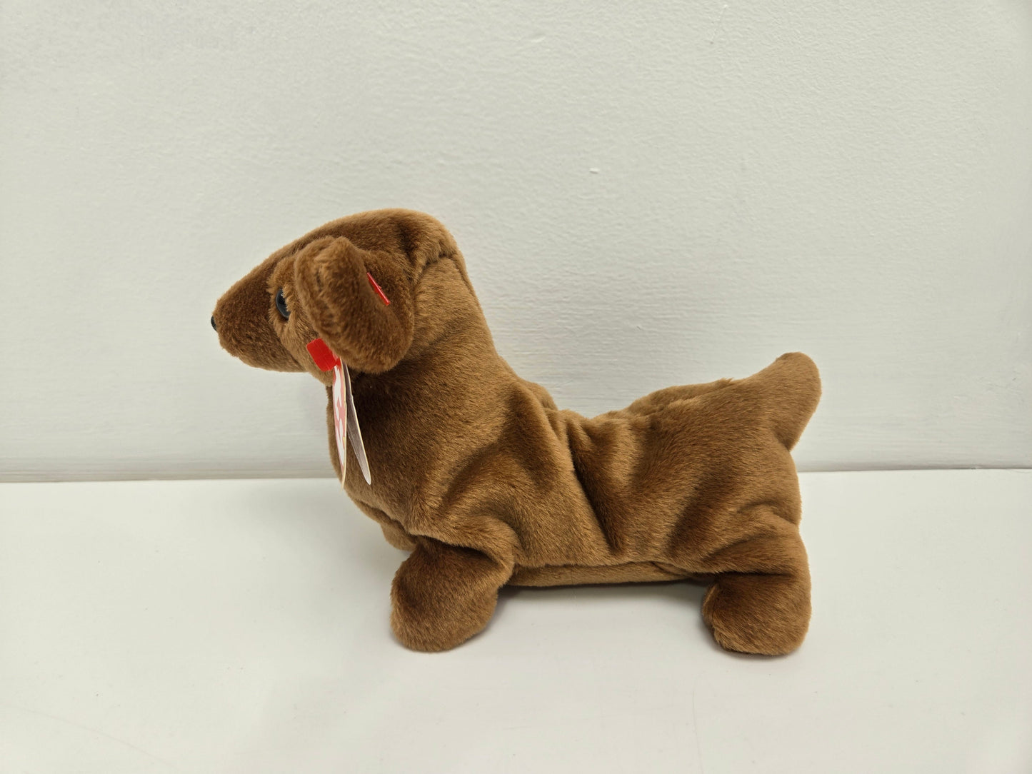 Ty Beanie Baby “Weenie” the Wiener Dog / Dachshund ! (7.5 inch)