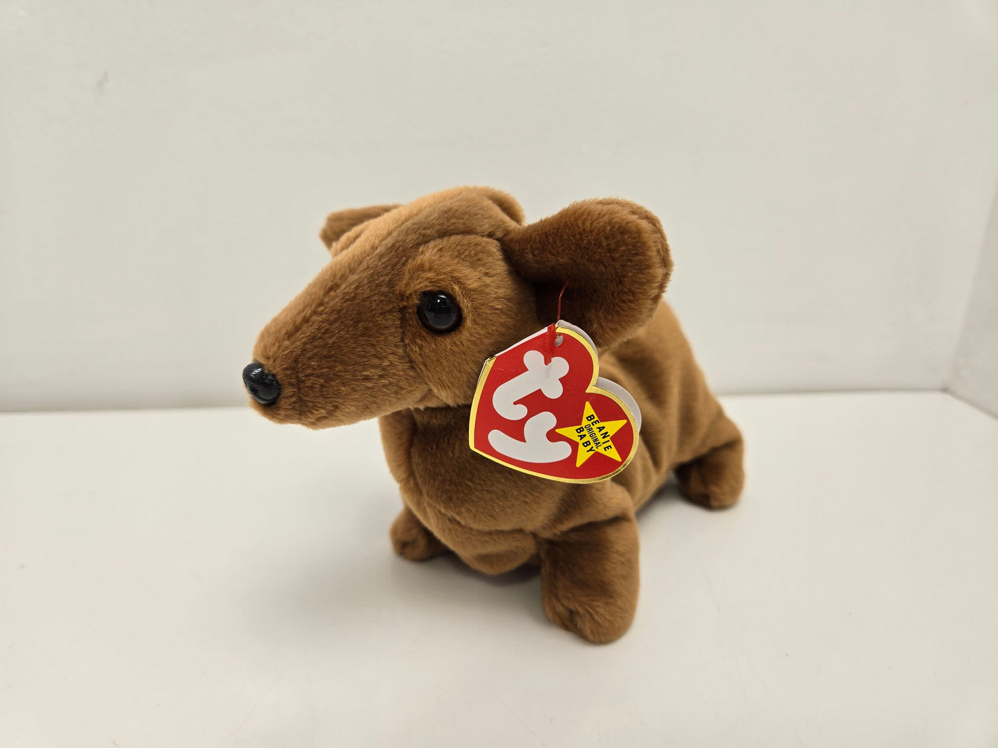 Ty Beanie Baby “Weenie” the Wiener Dog / Dachshund ! (7.5 inch)