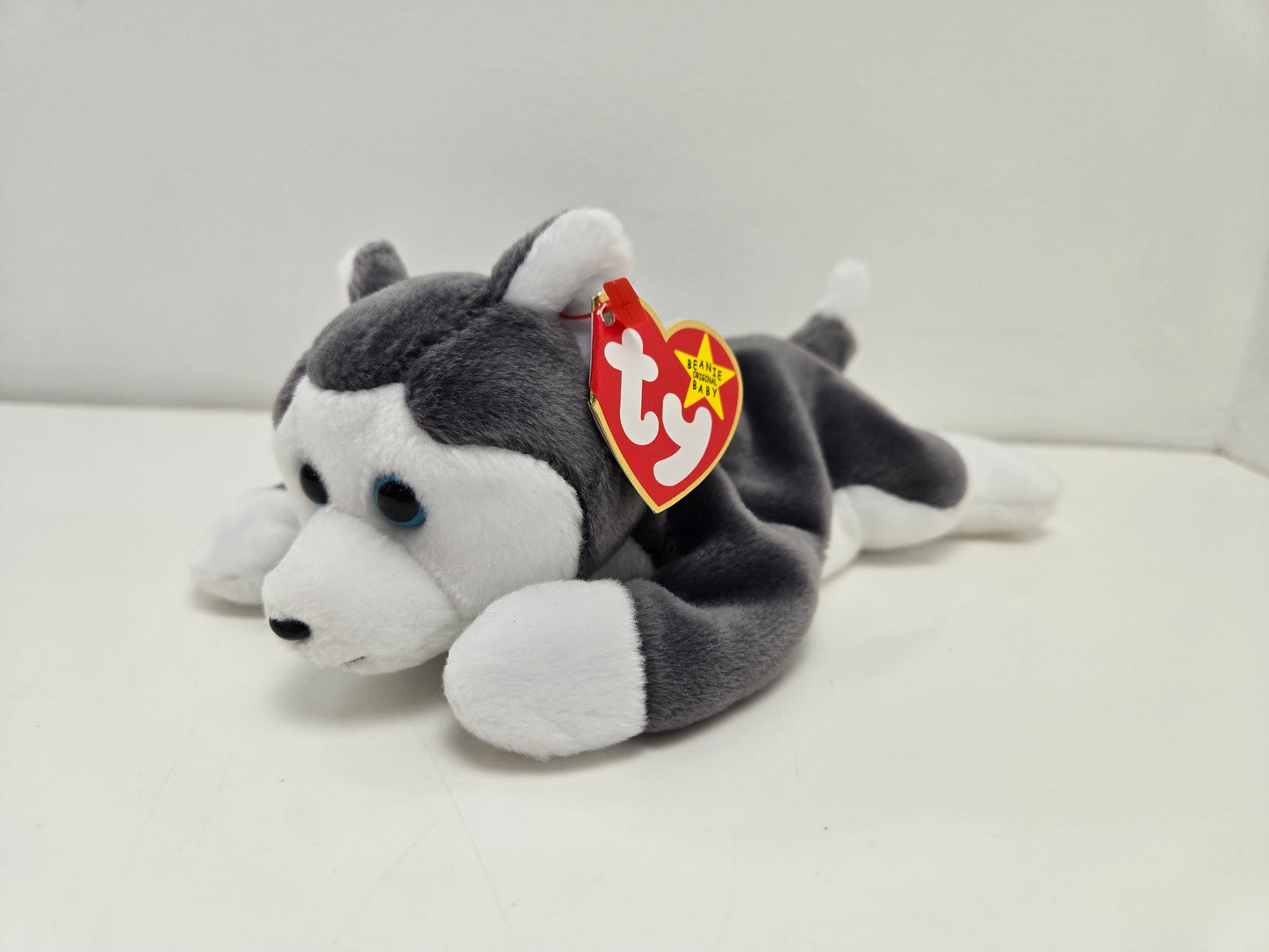 Ty Beanie Baby “Nanook” the Husky Dog ! (7.5 inch)