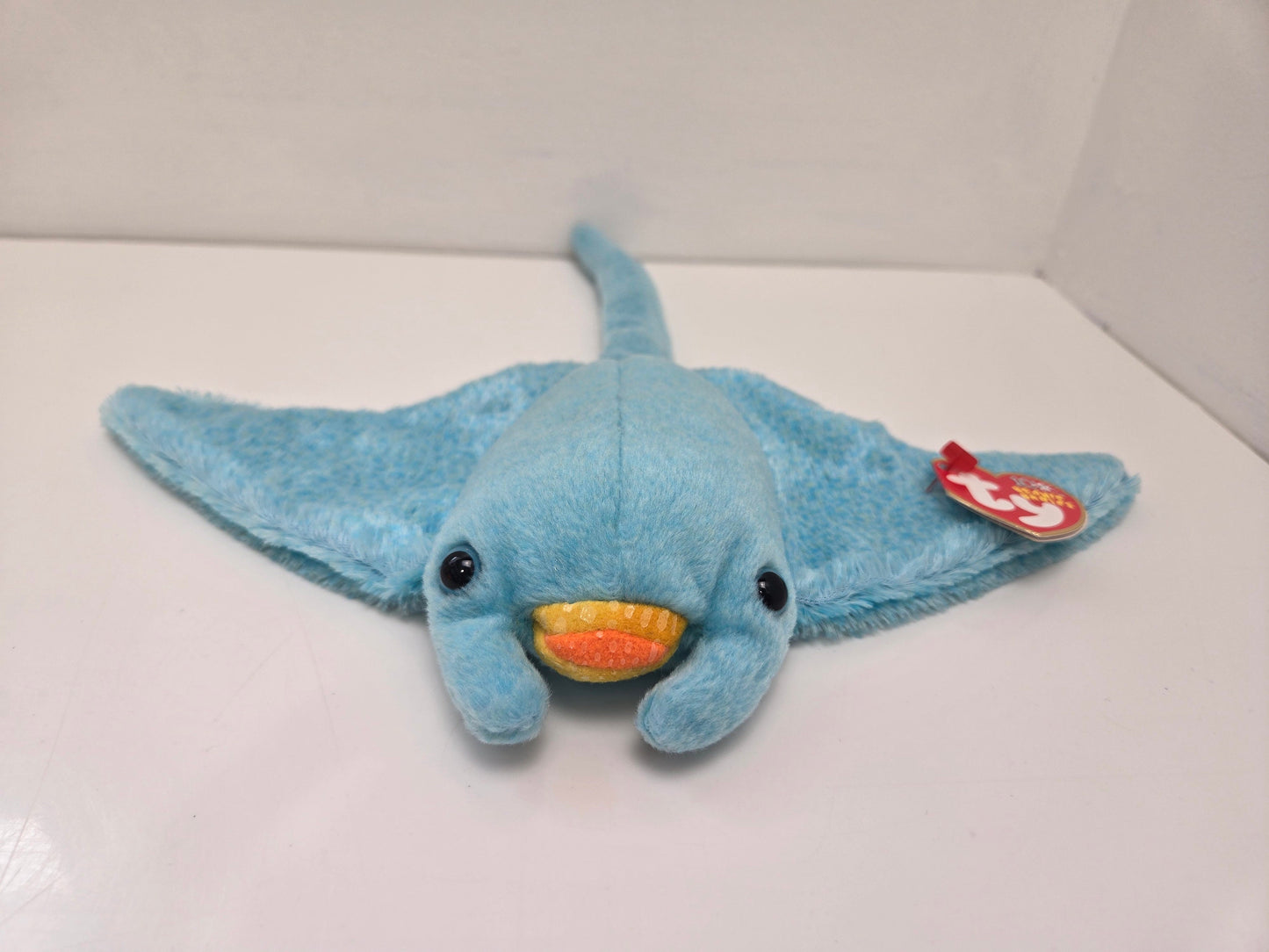 Ty Beanie Baby “Sunray” the Manta Ray! (10 inch)