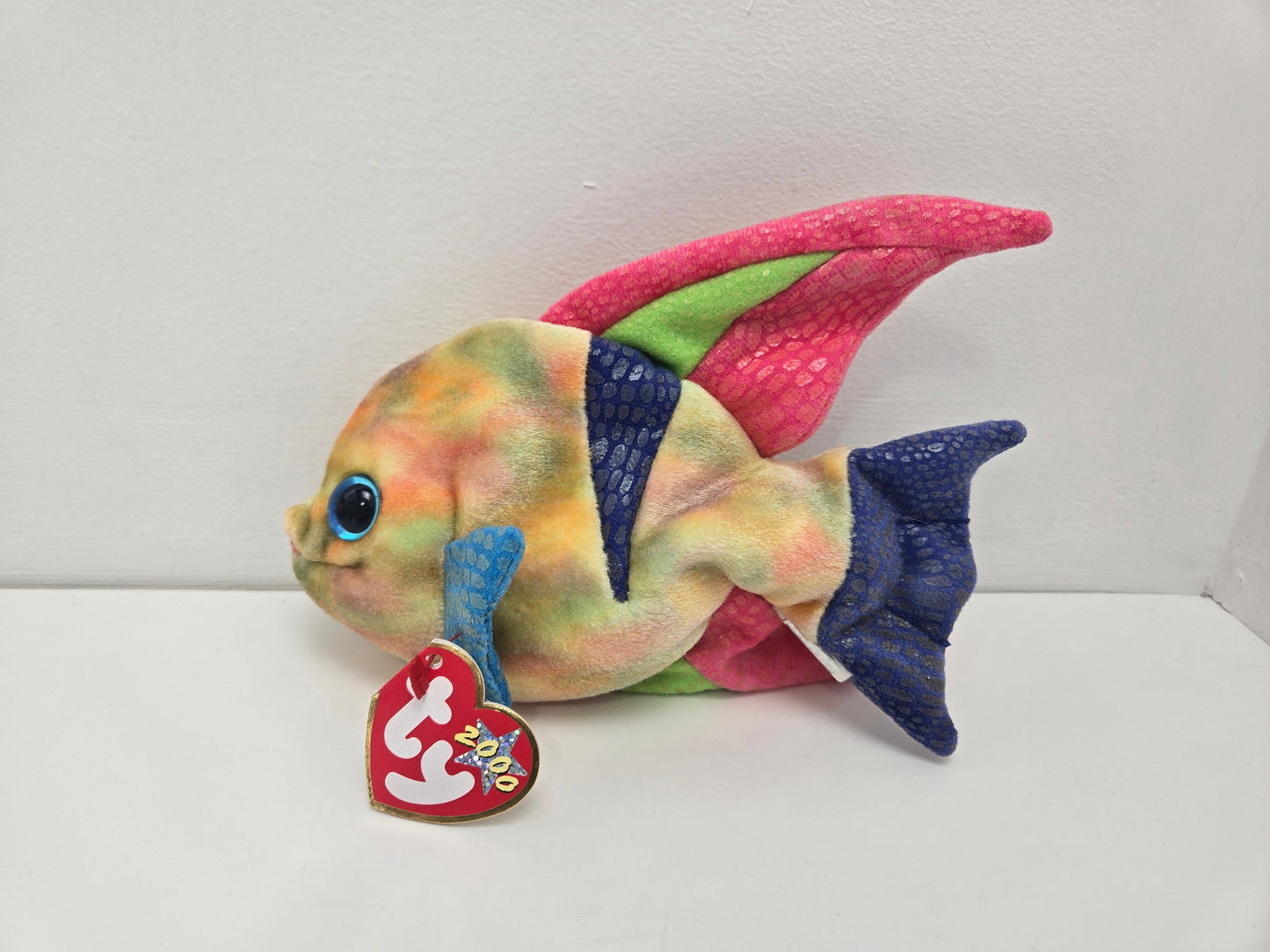 Ty Beanie Baby “Aruba” the Angel Fish (7 inch)