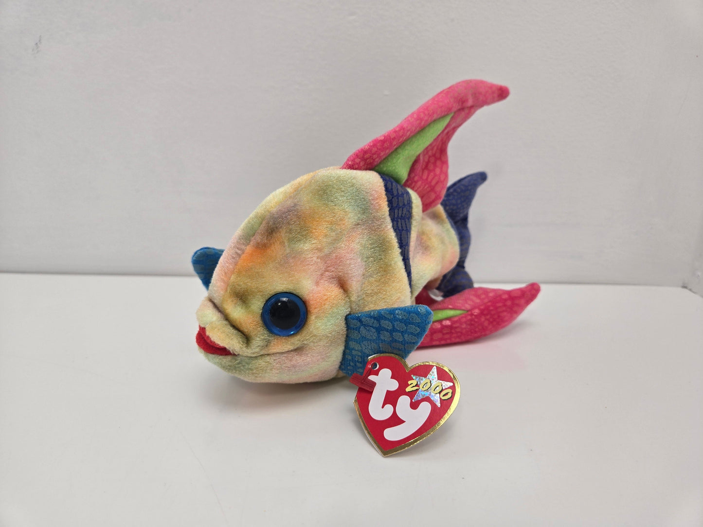 Ty Beanie Baby “Aruba” the Angel Fish (7 inch)