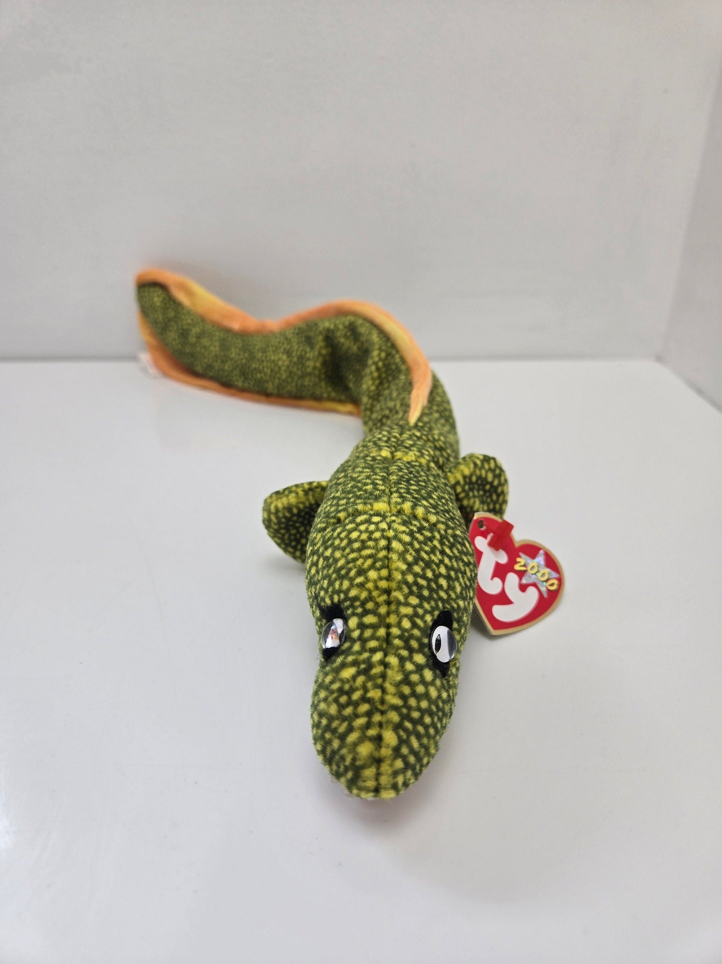 Ty Beanie Baby “Morrie” the Eel! (15.5 inch)