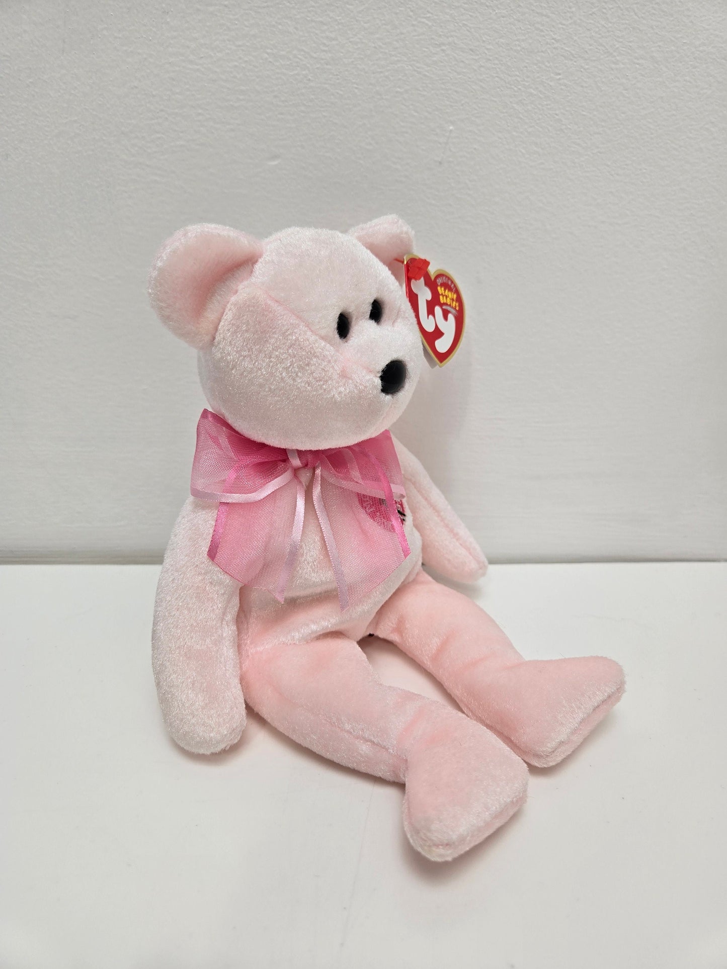 Ty Beanie Baby “Mom-e 2004” the Mothers Day Bear (8.5 inch)