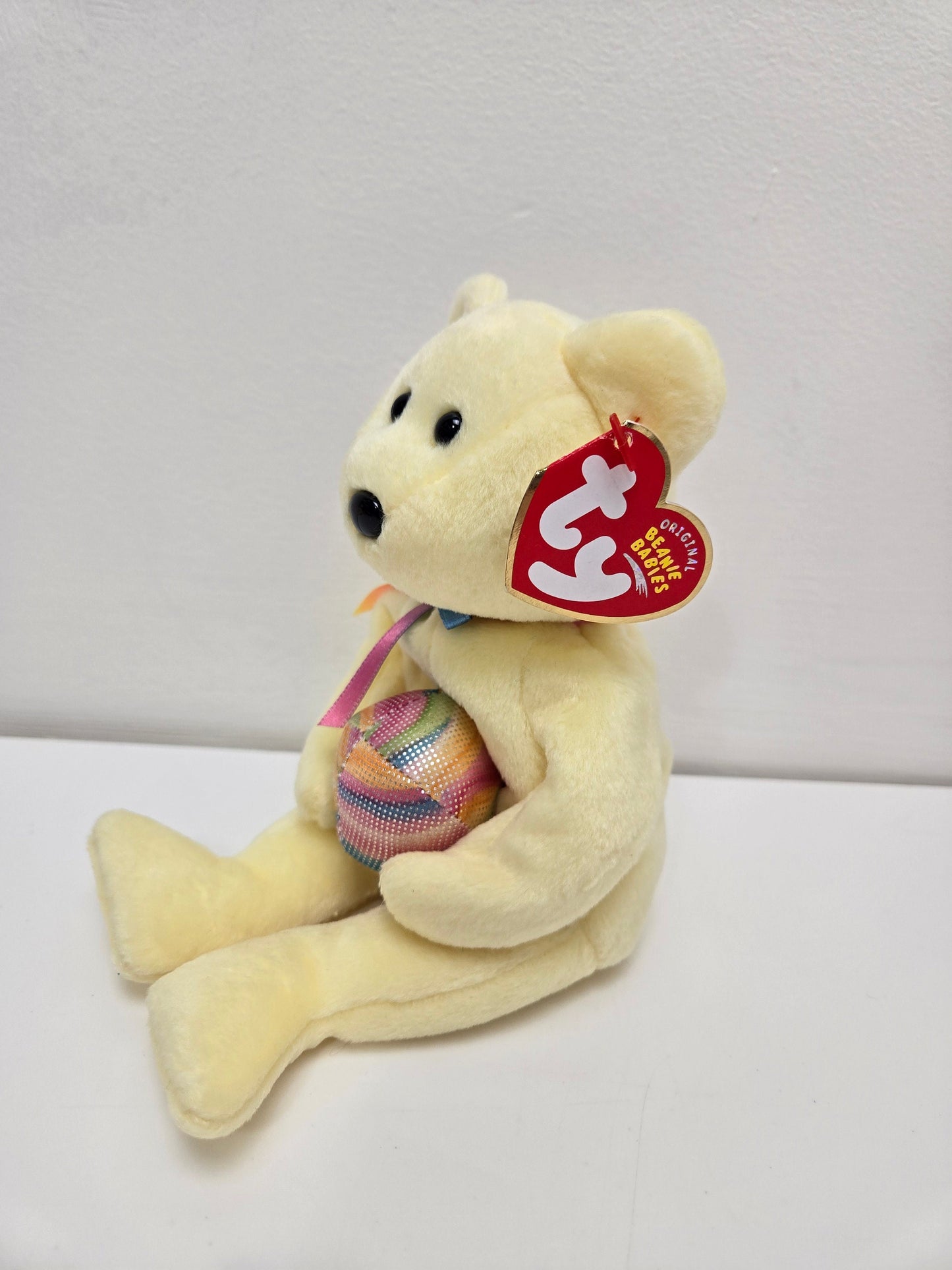 Ty Beanie Baby “Eggbeart” the Yellow Easter Bear! *Internet Exclusive* (8.5 inch)