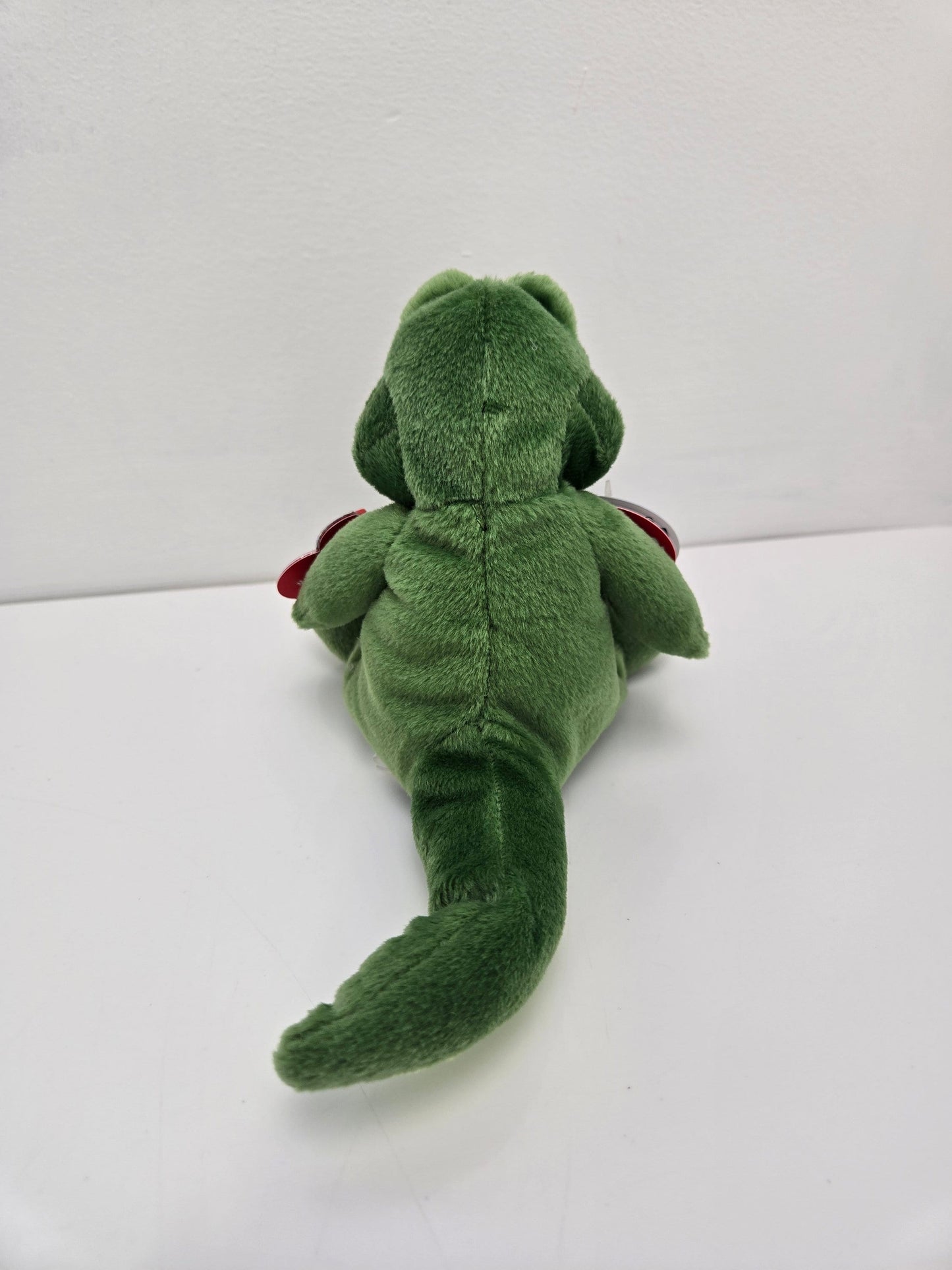 TY Beanie Baby 2.0 “Chompy” the Alligator! (6 inch)