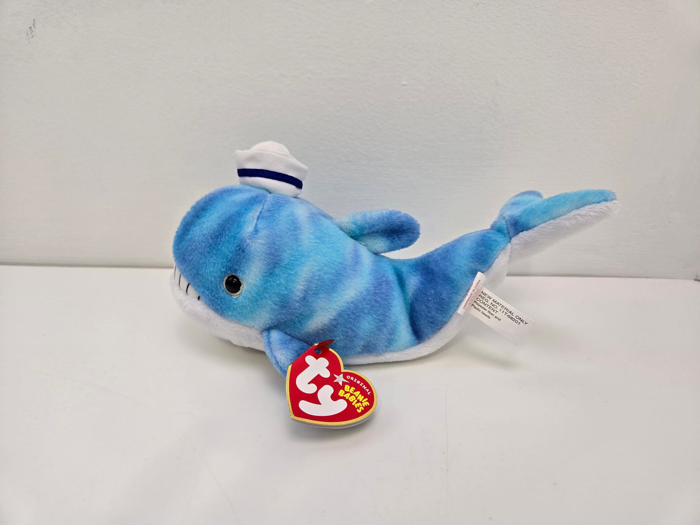 Ty Beanie Baby “Captain” the Blue Whale (7 inch)