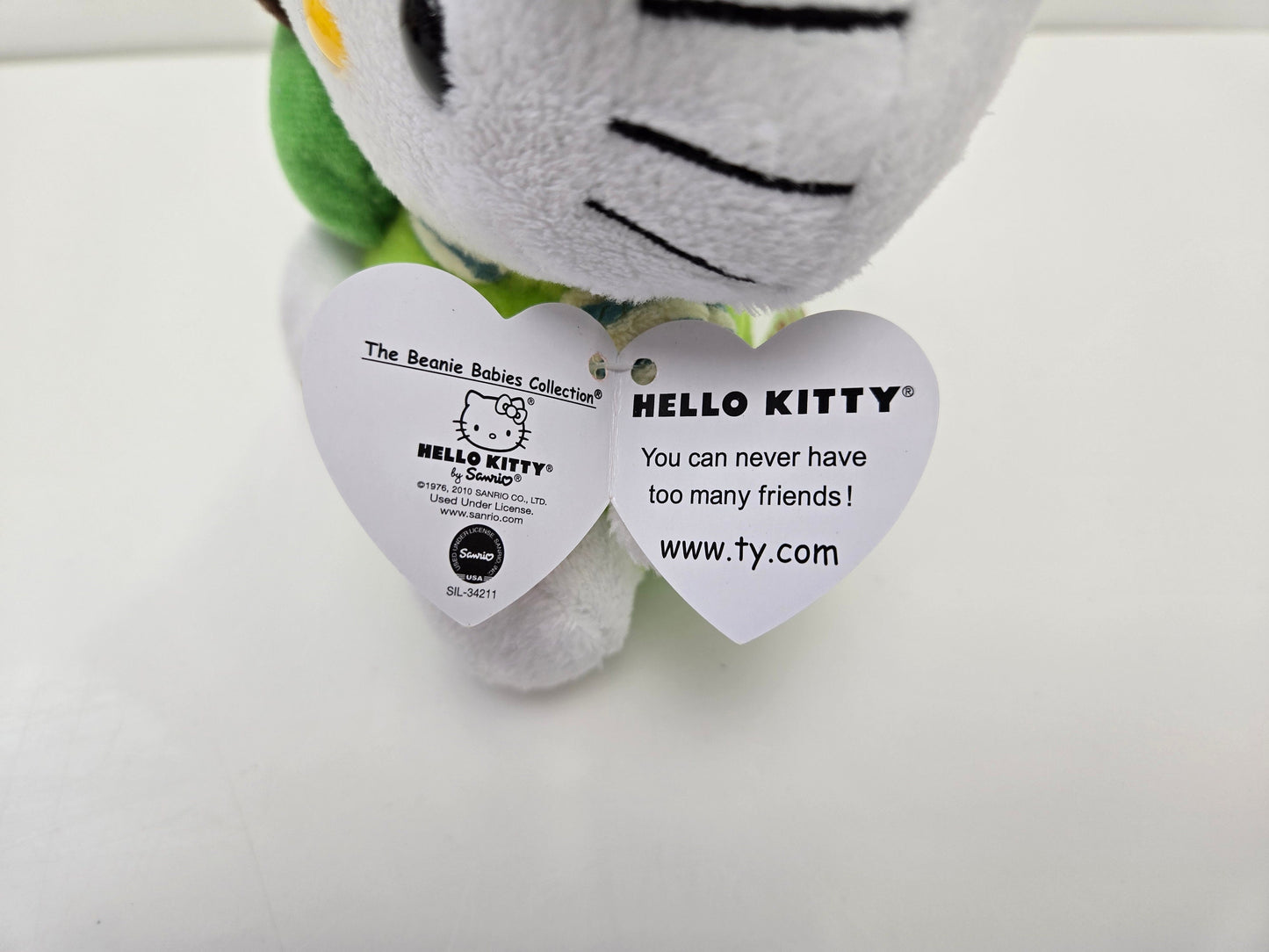 TY Beanie Baby Vintage “Hello Kitty” the Hello Kitty Plush with Green Apple  (5.5 inch)