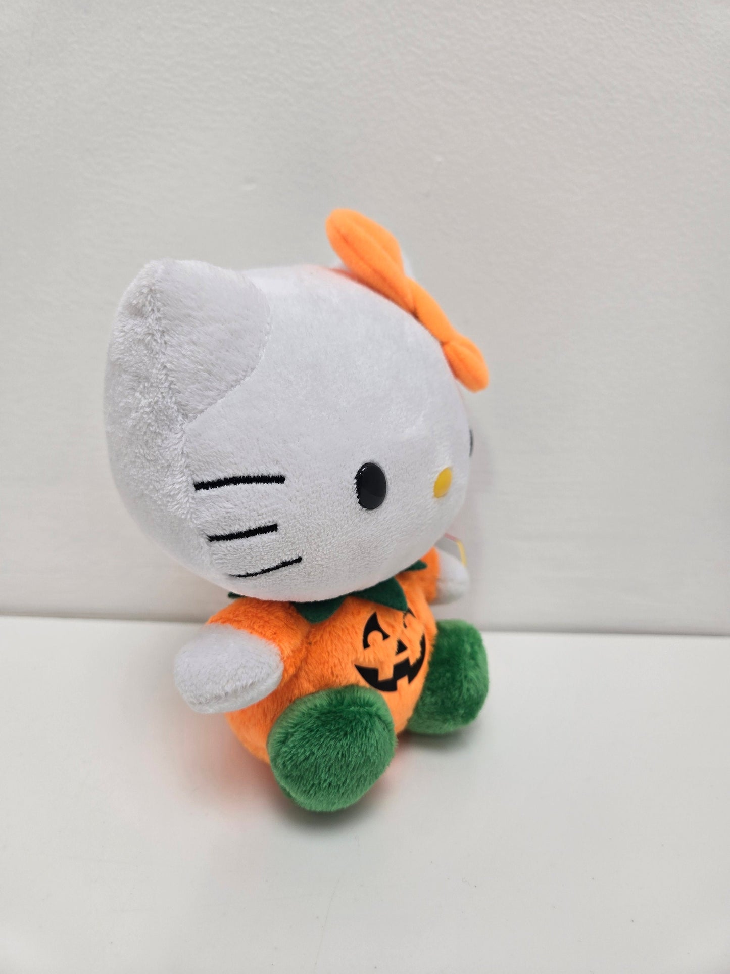 TY Beanie Baby Vintage “Hello Kitty” the Orange and Green Halloween Pumpkin! (6 inch)