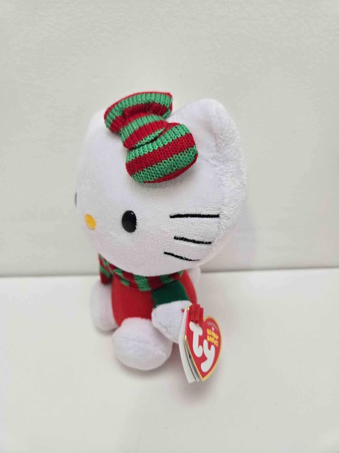 Ty Beanie Baby Vintage “Hello Kitty” the Holiday Scarf Hello Kitty Plush (5.5 inch)