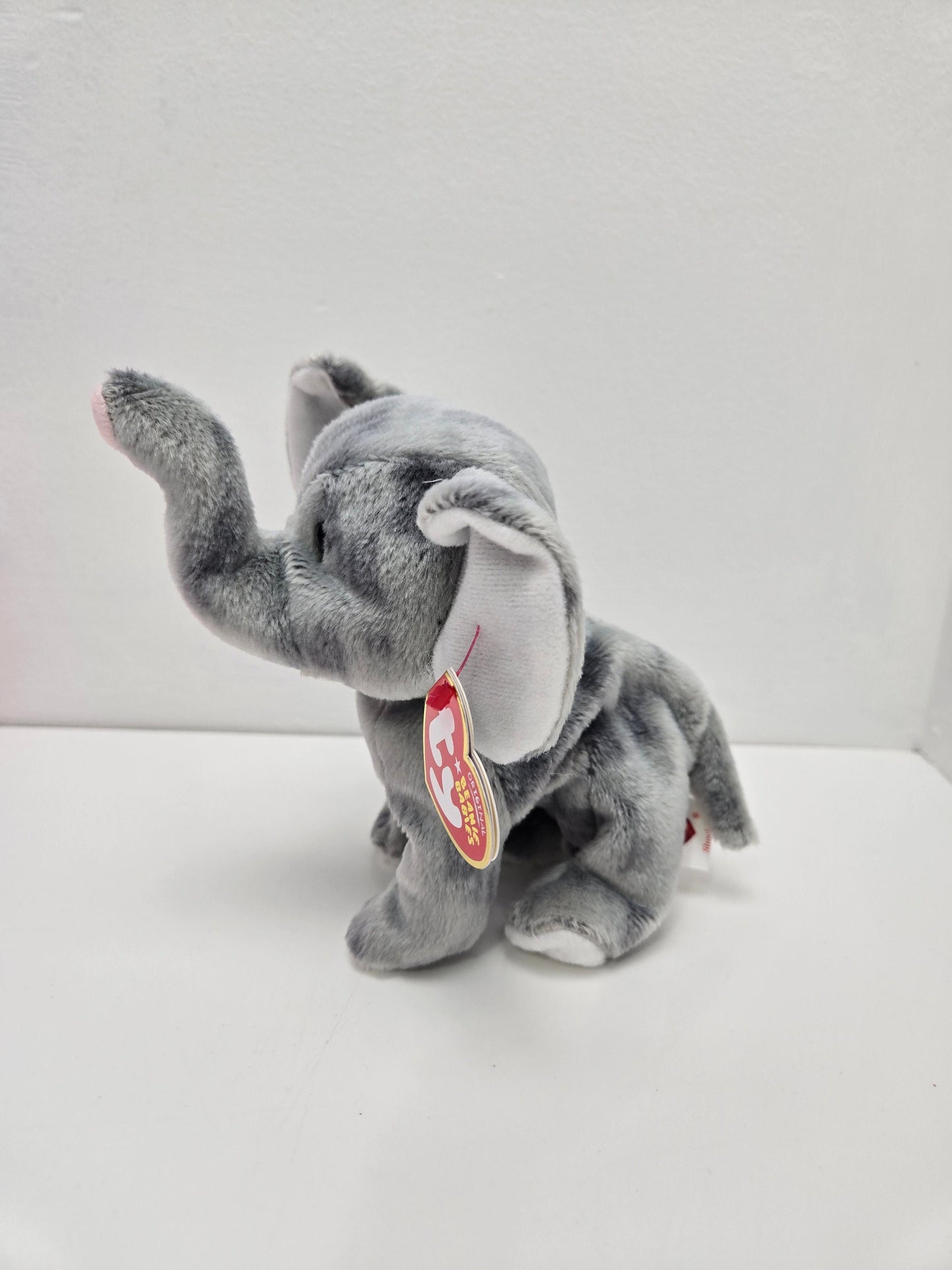 Ty Beanie Baby “Shocks” the Grey Elephant! (6 inch)