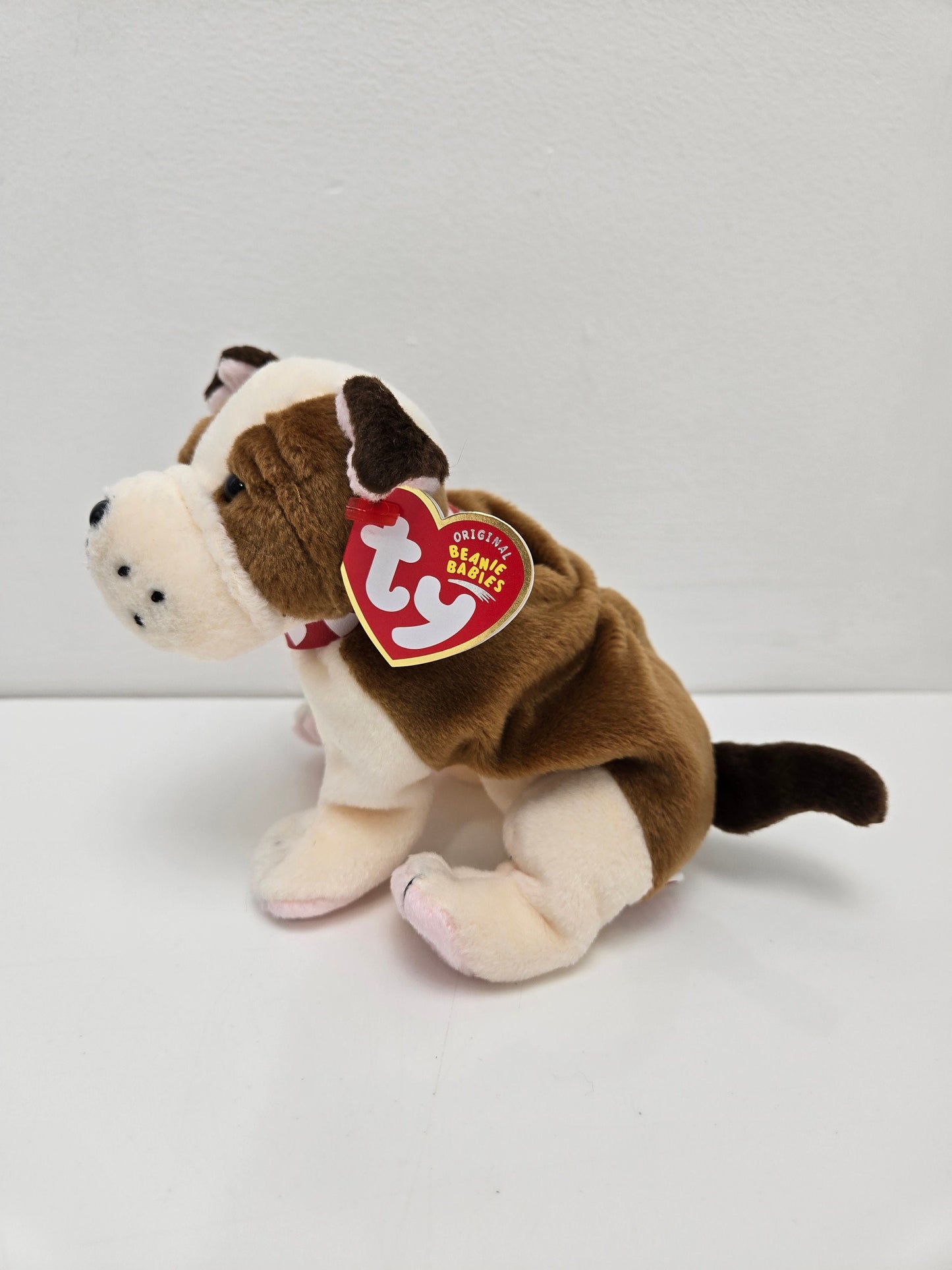 Ty Beanie Baby “Huggins” the Dog ! (6.5 inch)