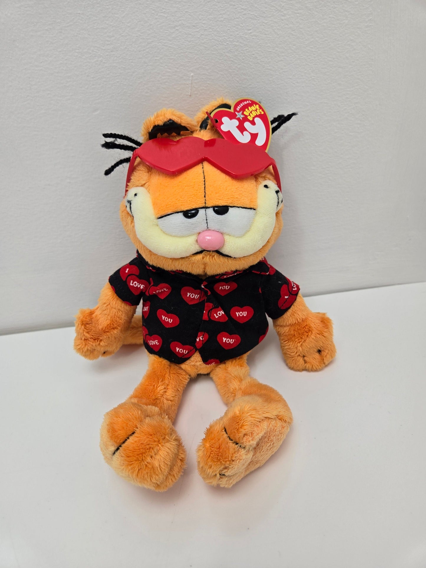 Ty Beanie Baby Happy Valentines Day - Garfield the Orange Cat! (9 inch)