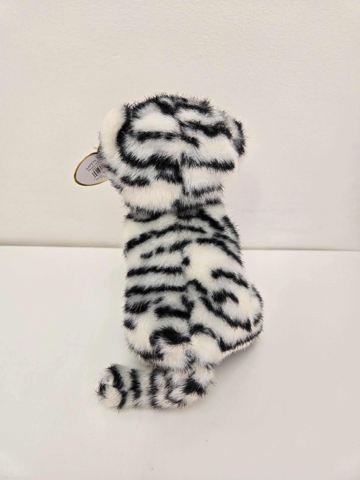 Ty Beanie Baby “Tundra” the White Tiger! (6 inch)