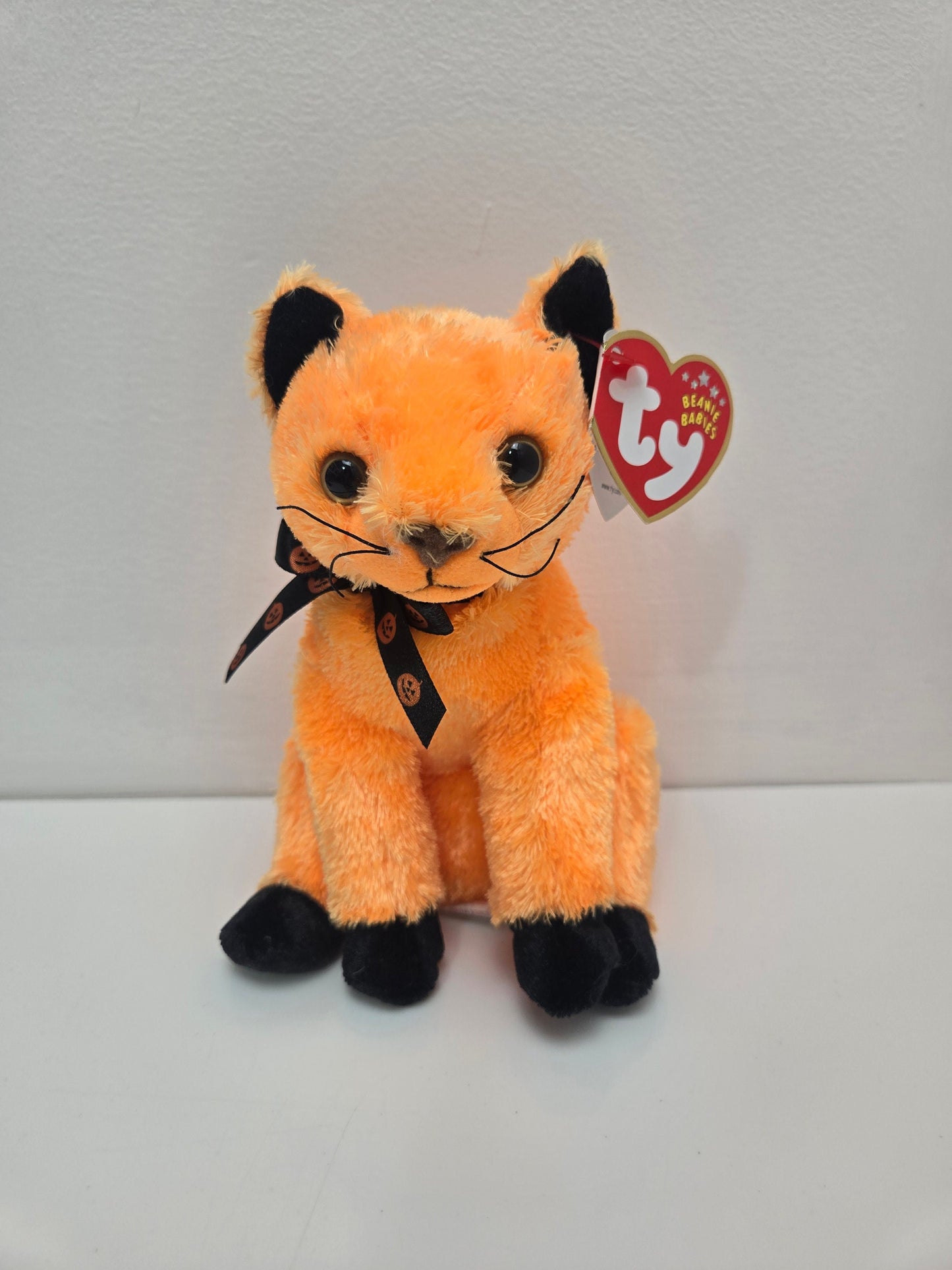 Ty Beanie Baby “Scared-e” the Halloween Cat - Internet Exclusive (8 inch) *Rare*