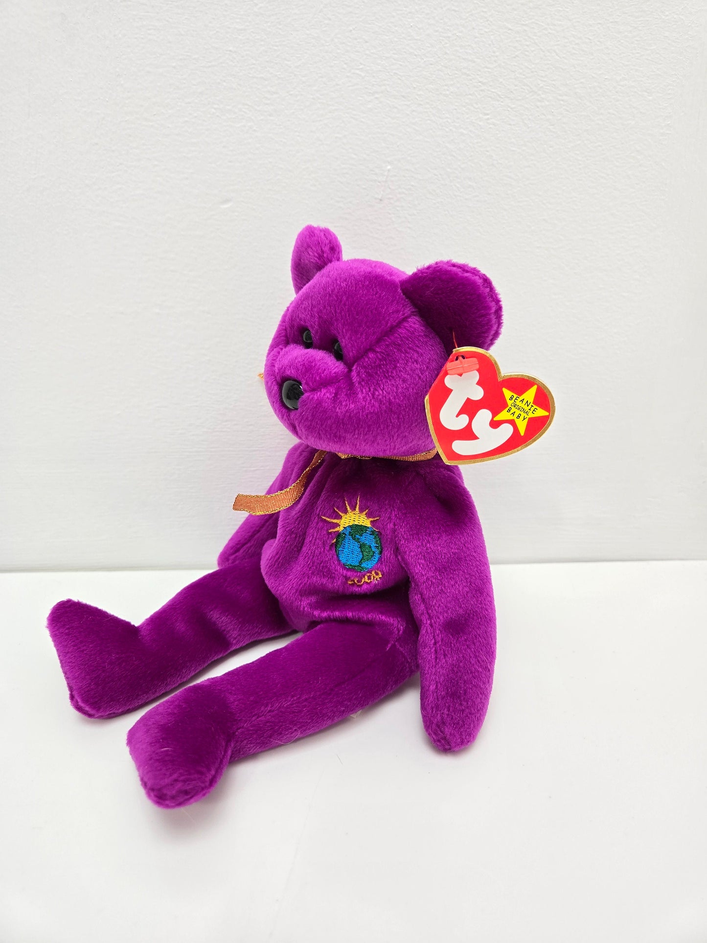 Ty Beanie Baby “Millennium” the 2000 Bear (8.5 inch)