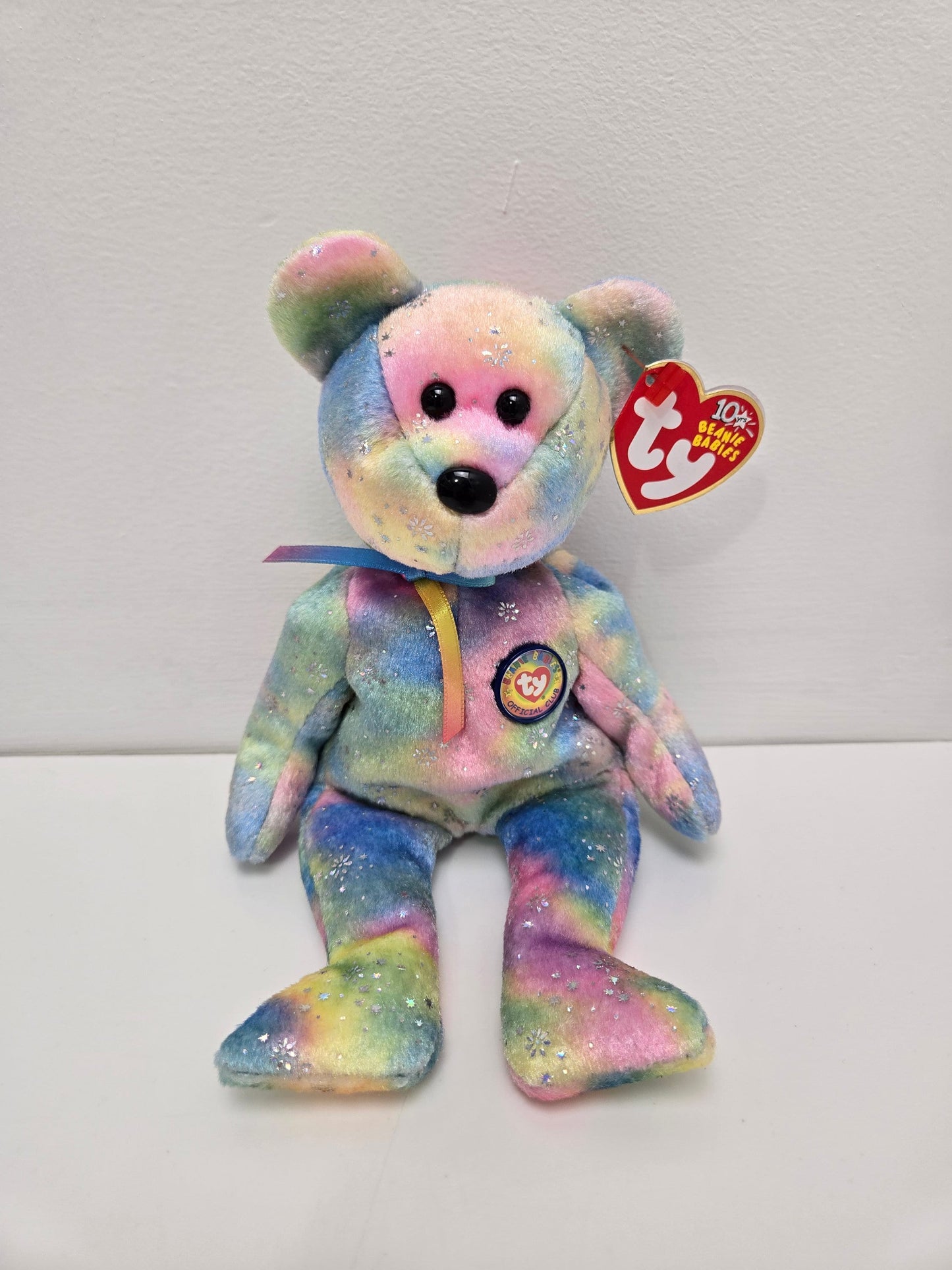 Ty Beanie Baby Clubby 6 the gorgeous Rainbow Bear - Colours Vary! (8.5 inch)