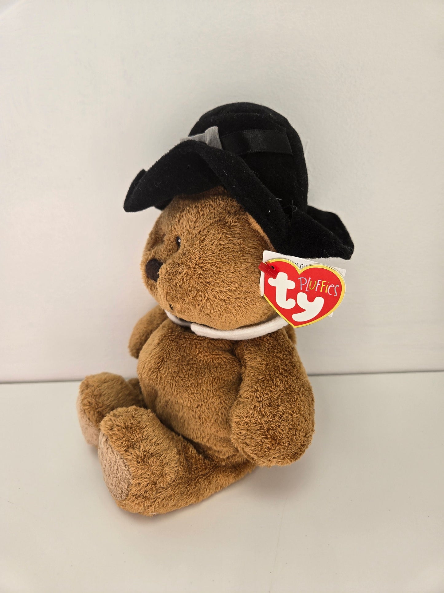 Ty Pluffies “Lil' Pilgrim” the Bear - Barnes and Noble Exclusive (10 inch)