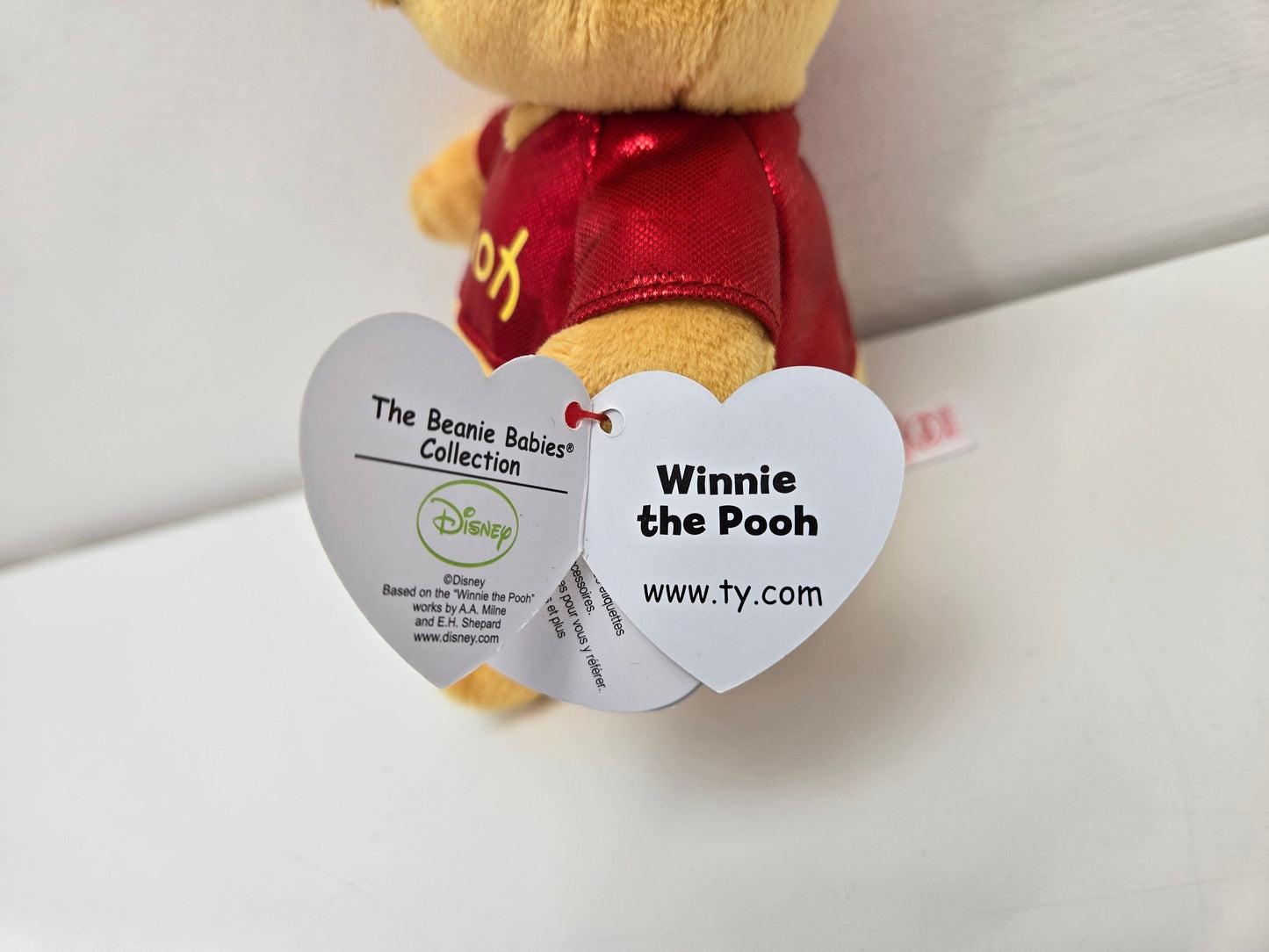 TY Beanie Baby Disney Sparkle “Winnie the Pooh” the Bear from Disneys Winnie the Pooh (5 inch)