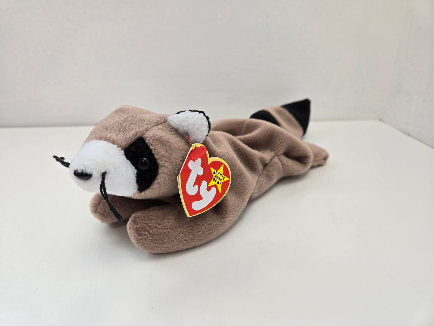 Ty Beanie Baby “Ringo” the Racoon (8 inch)