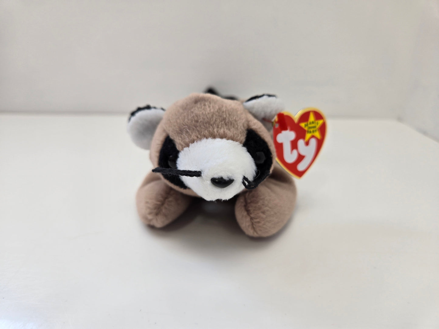 Ty Beanie Baby “Ringo” the Racoon (8 inch)