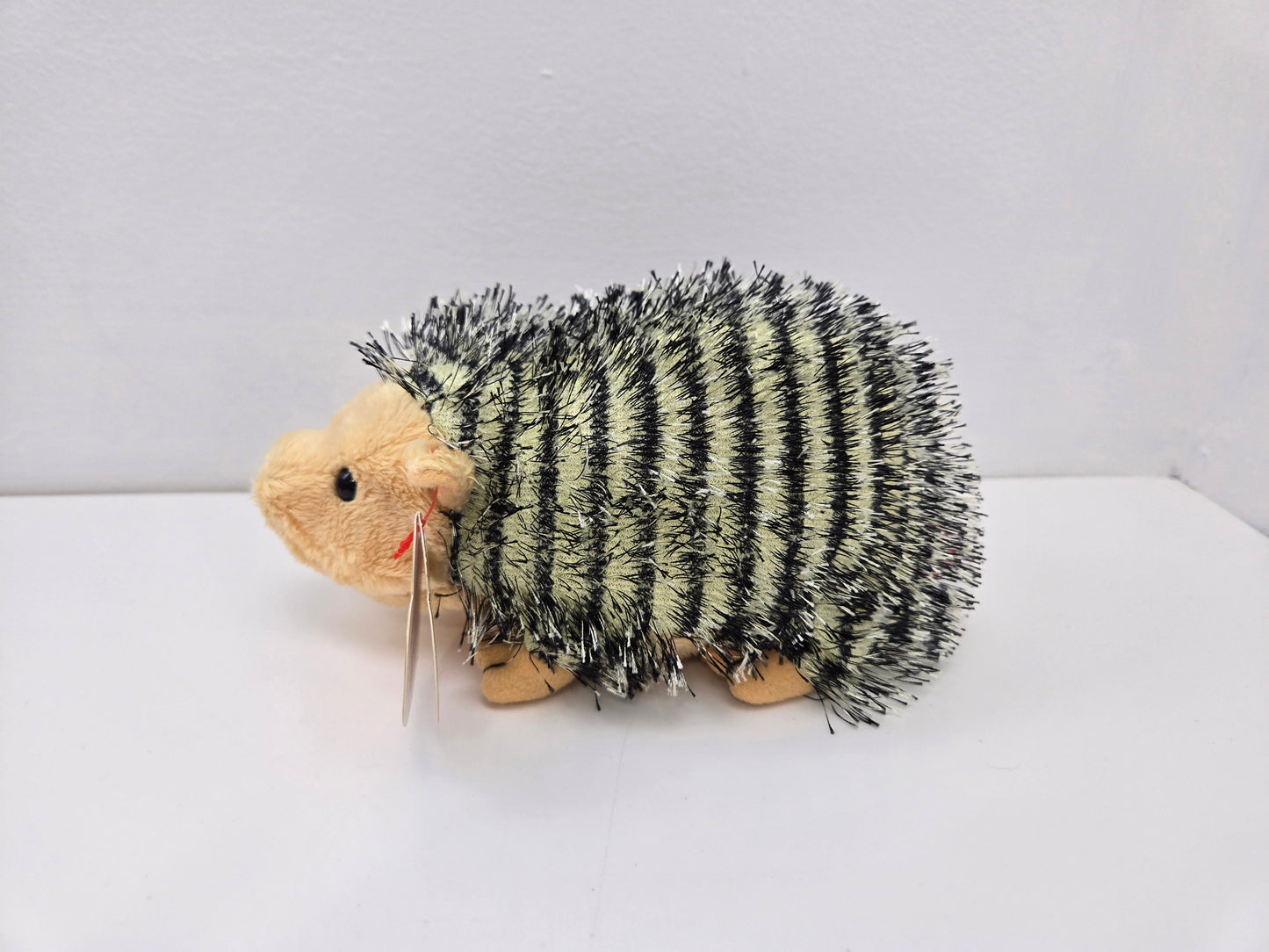 Ty Beanie Baby “Chuckles” the Hedgehog! (5 inch)