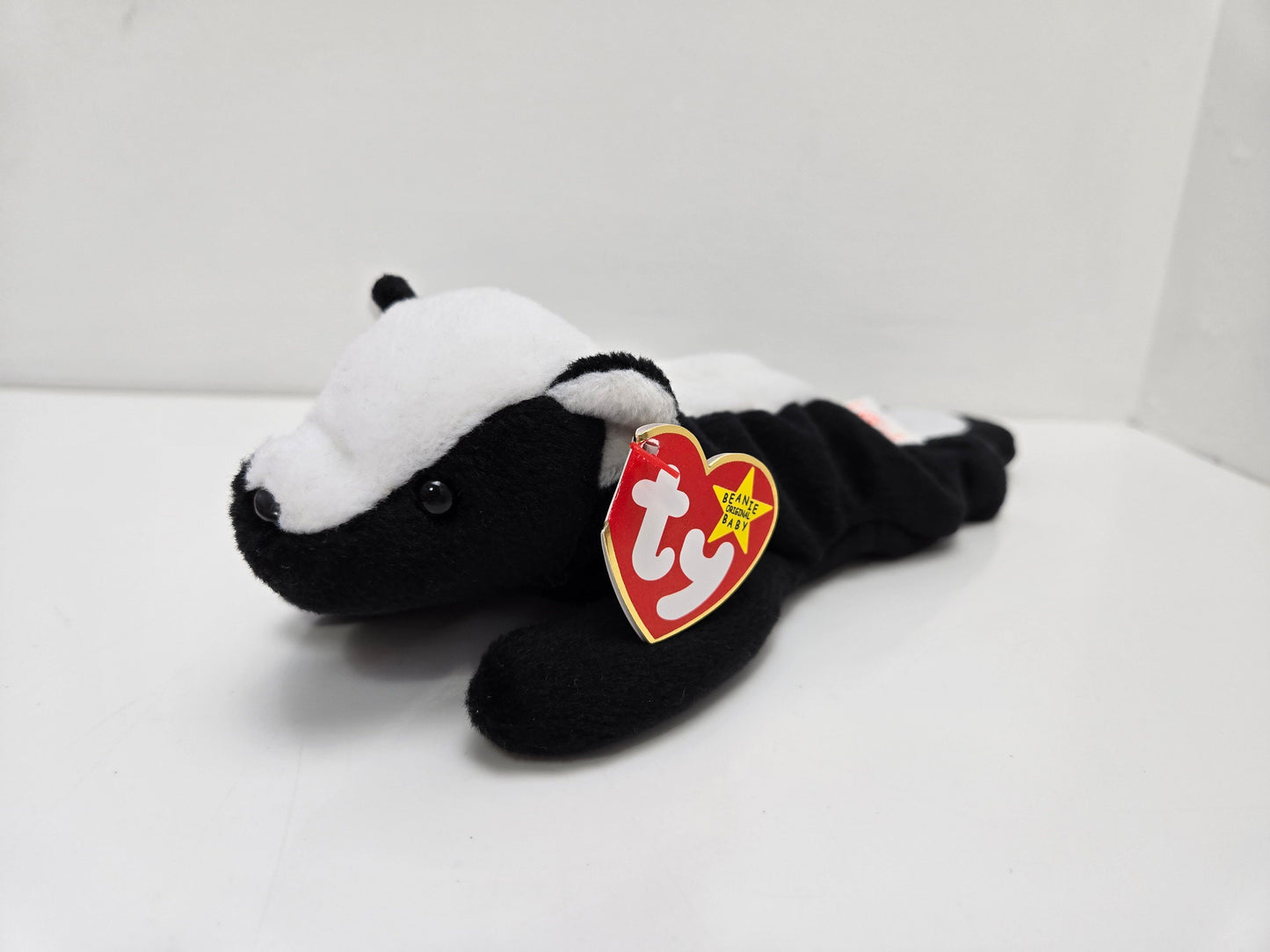 Ty Beanie Baby “Stinky” the Skunk - Handmade in Indonesia with Canadian Tush! (8 inch)