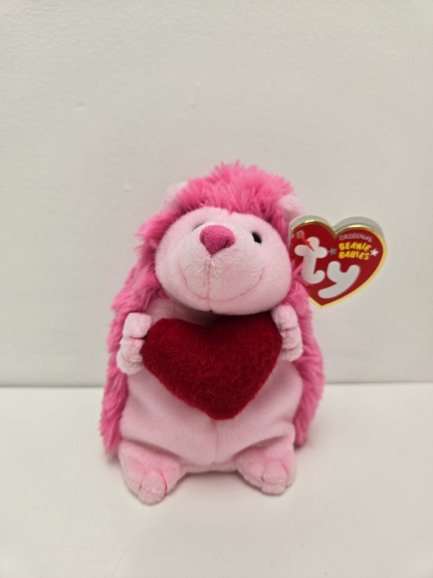 Ty Beanie Baby “Smitten” the Adorable Pink Hedgehog Holding Red Heart *RARE* (5.5 inch)