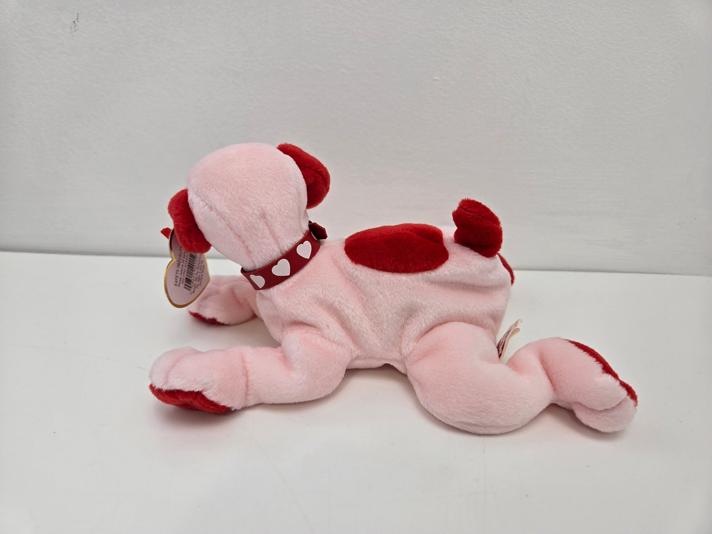 Ty Beanie Baby “Lovey-Dovey” the Dog (7.5 inch)