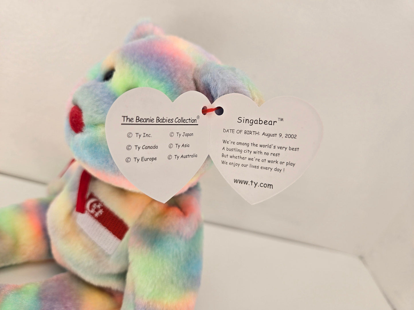 Ty Beanie Baby “Singabear” the Singapore Exclusive Bear - One of Six in the Asia Pacific Set (8.5 inch)