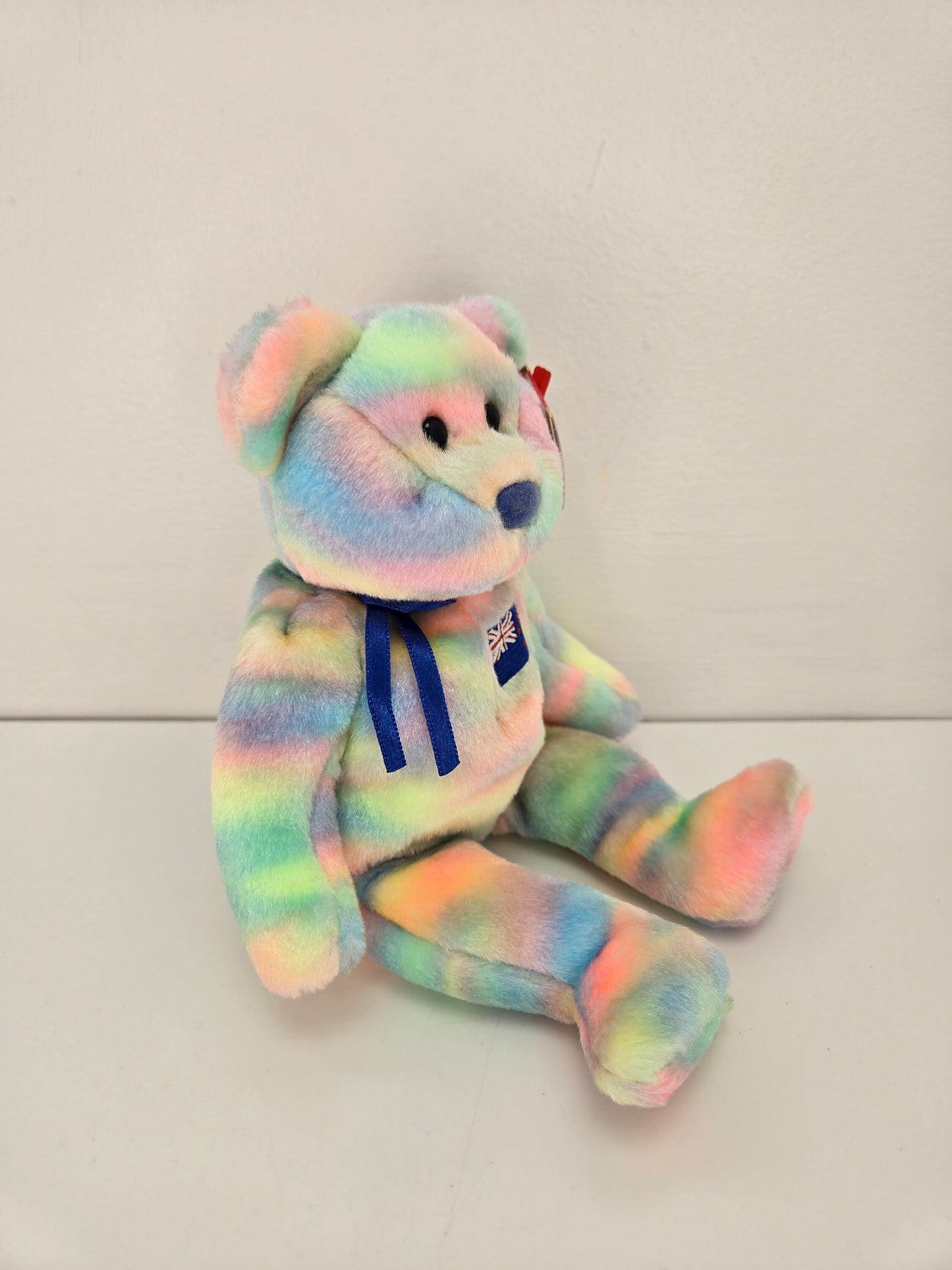 Ty Beanie Baby “Kiwiana” the New Zealand Exclusive Bear - One of six in the Asia Pacific Set (8.5 inch)