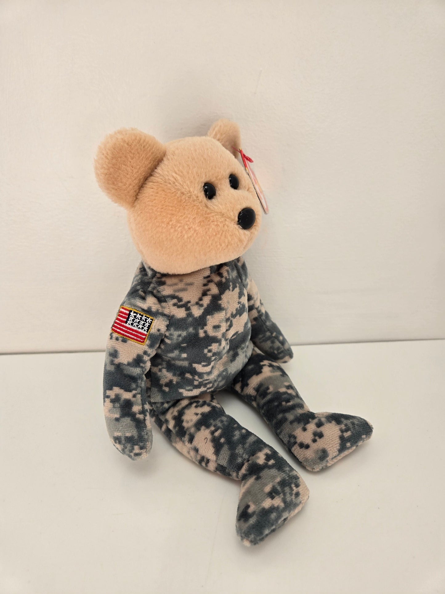 Ty Beanie Baby “Salute” the Army Bear! *Flag on Arm version - Internet Exclusive!* (8.5 inch)