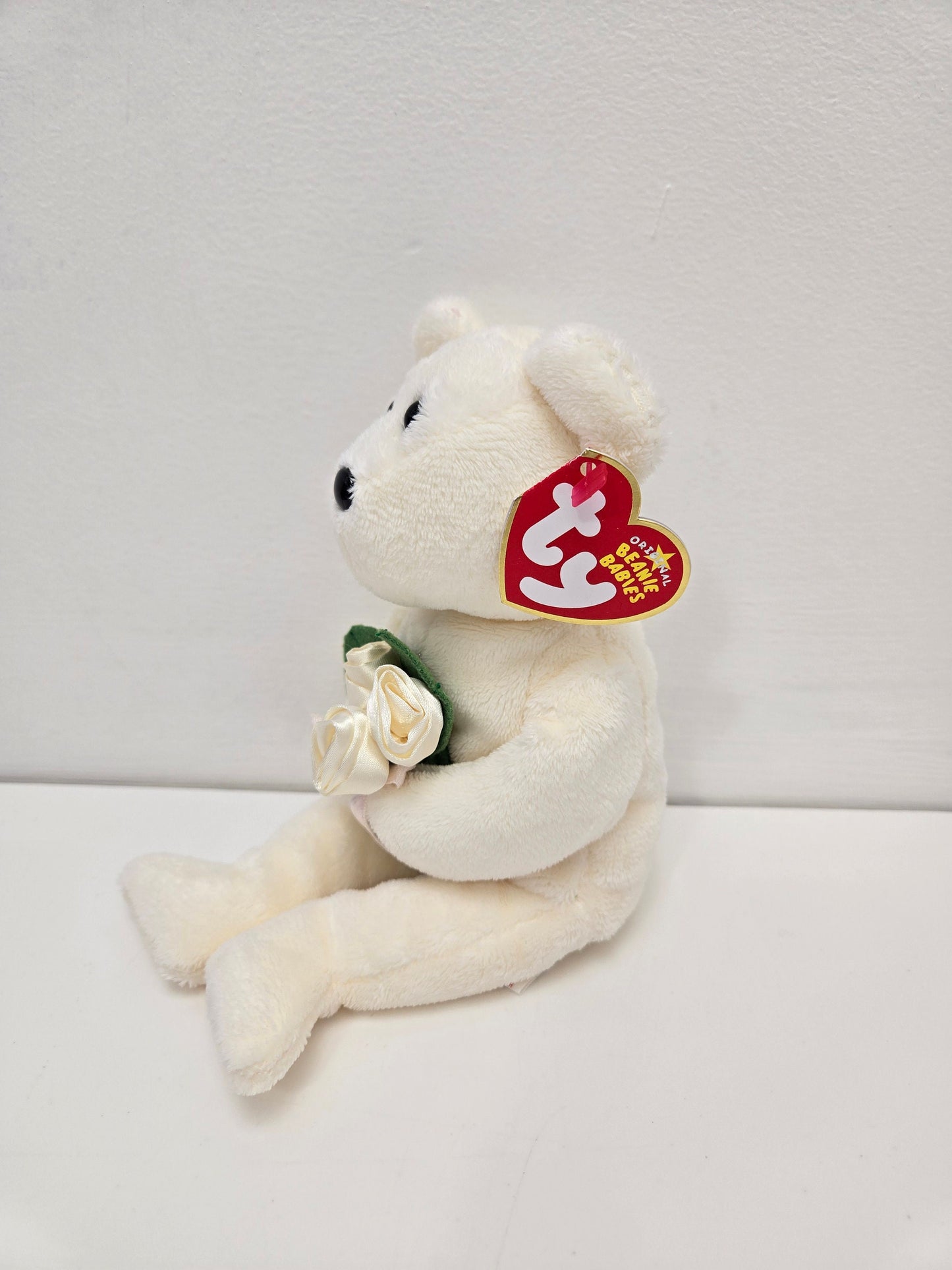 Ty Beanie Baby “Dear One” the Bear Holding Flowers - Hallmark Exclusive (8.5 inch)