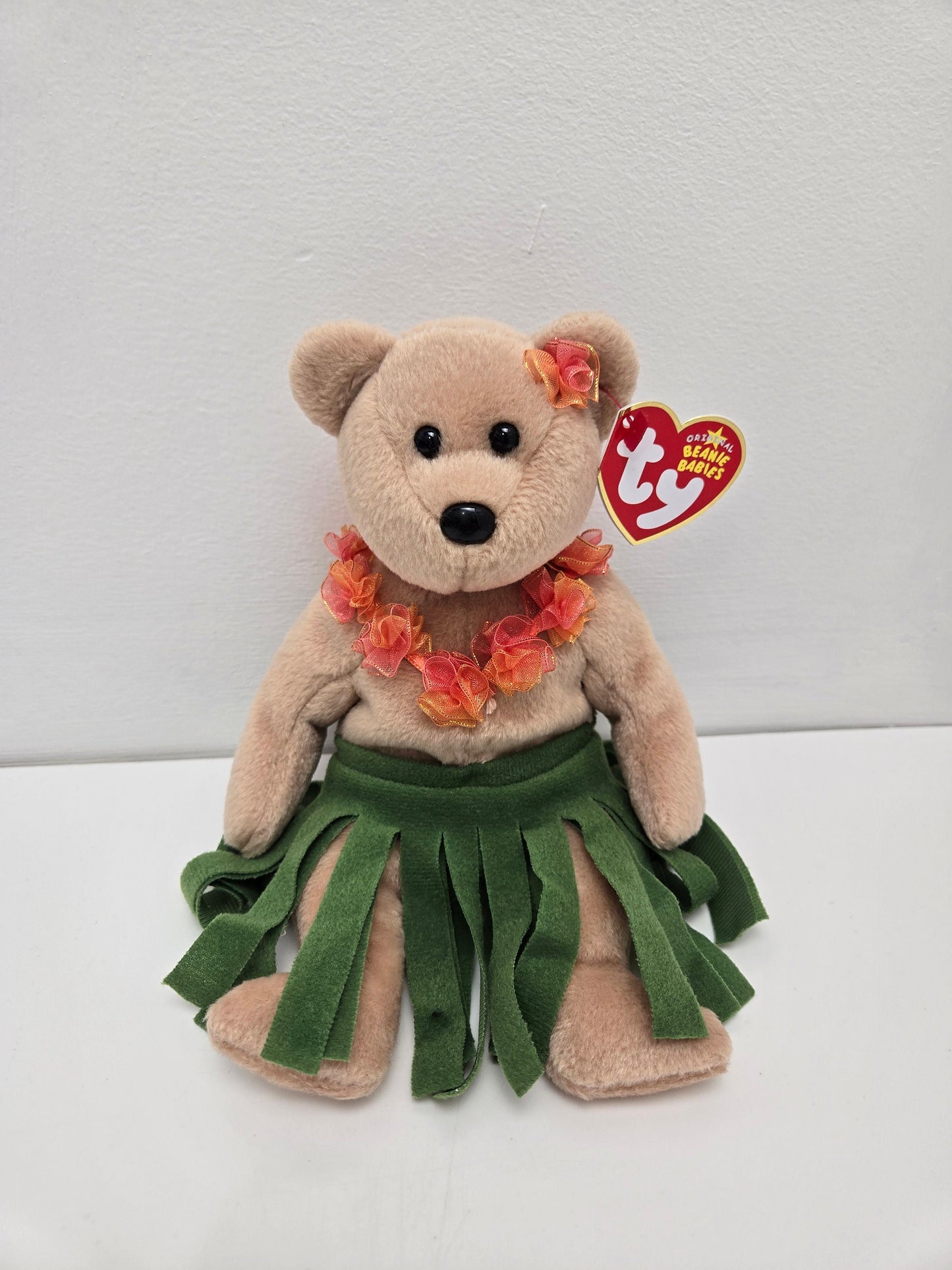 Ty Beanie Baby “Alana” the Hawaiian Bear (8.5 inch)