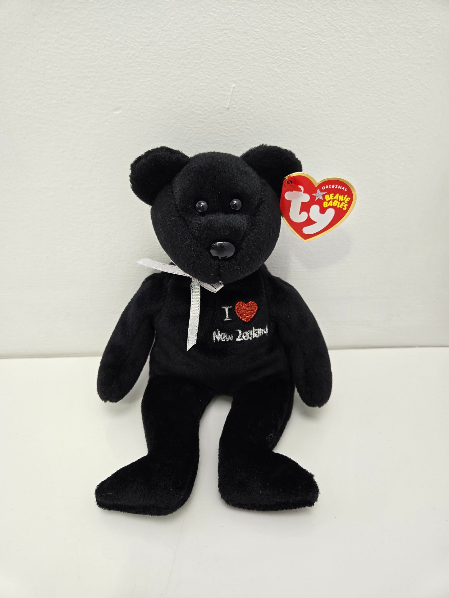 Ty Beanie Baby “New Zealand” the I Love New Zealand Bear - Asia Pacific Exclusive (8.5 inch)