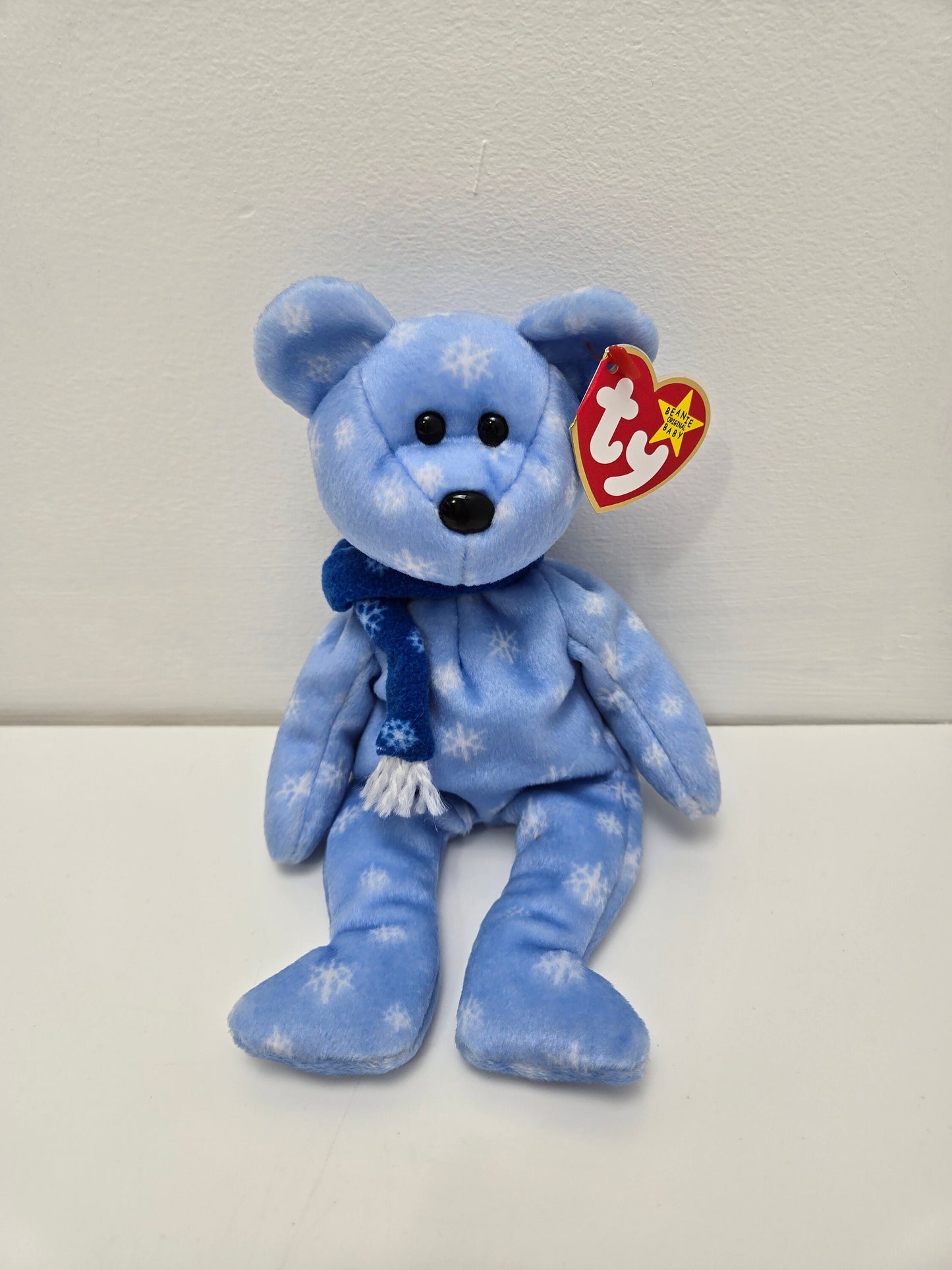 Ty Beanie Baby “1999 Holiday Teddy” the Winter Snowflake Bear (8.5 inch)