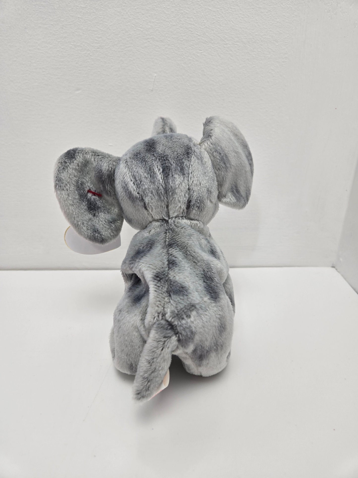 Ty Beanie Baby “Shocks” the Grey Elephant! (6 inch)