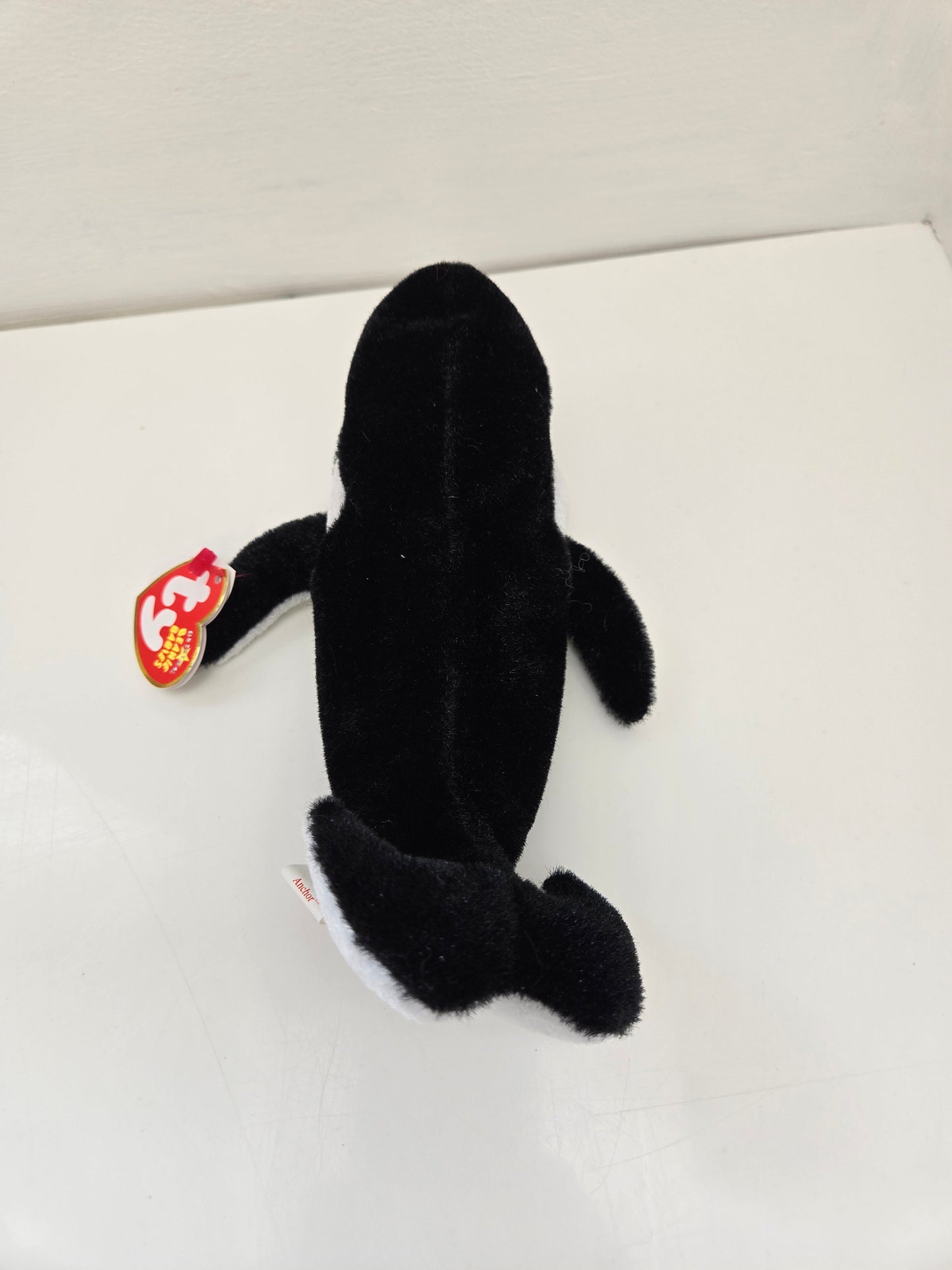 Ty Beanie Baby “Anchor” the Whale (7 inch)