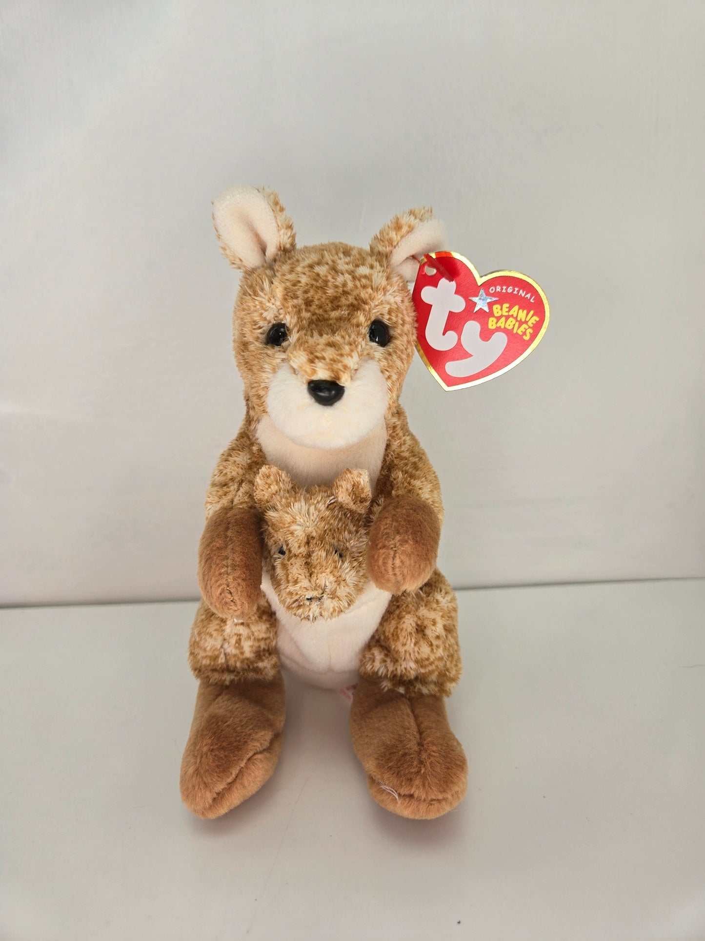 Ty Beanie Baby “Willoughby” the Kangaroo! (7 inch)