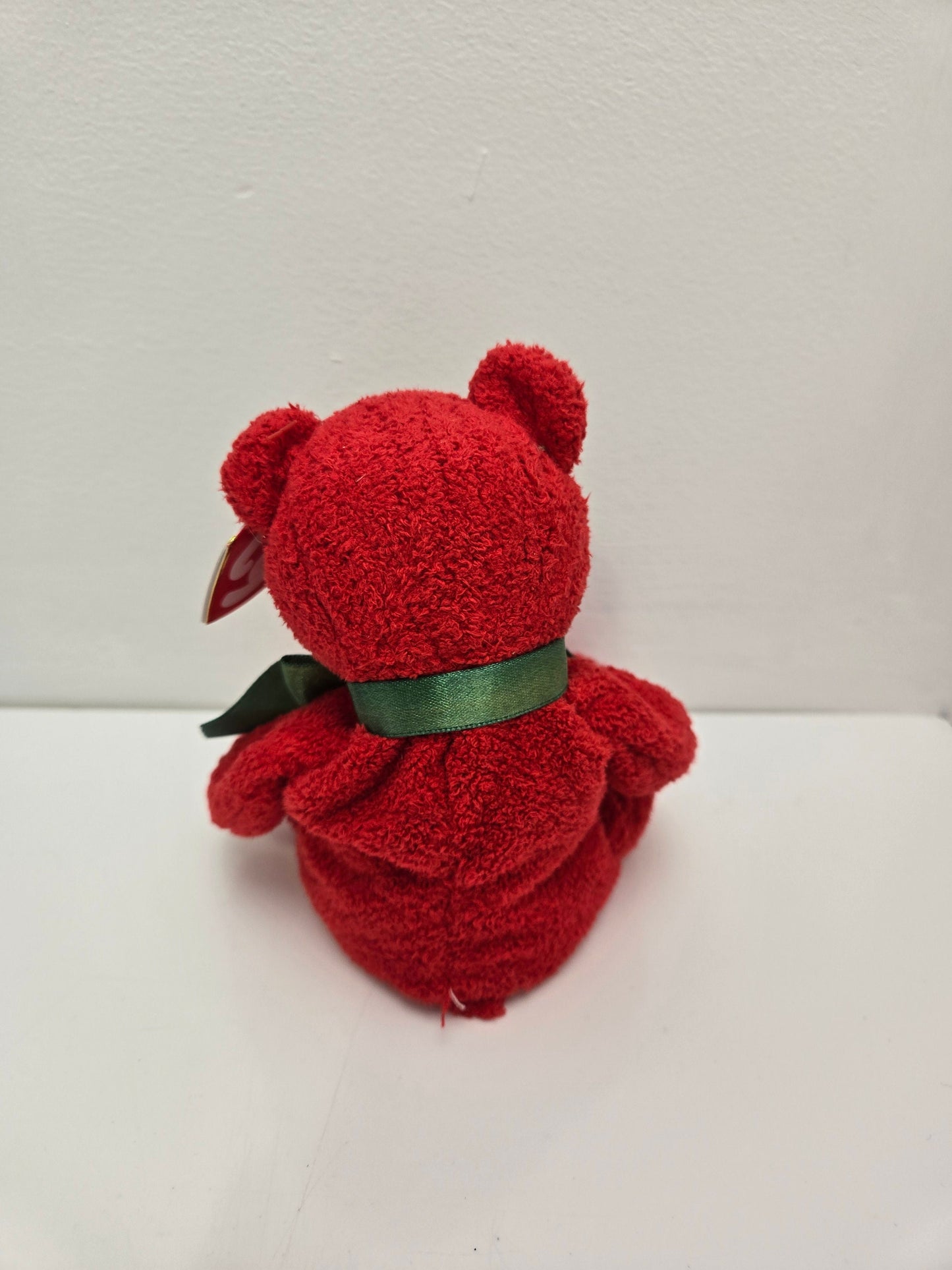 Ty Beanie Baby “Mistletoe” the Red Holiday Bear wearing Green Bow (8 inch)