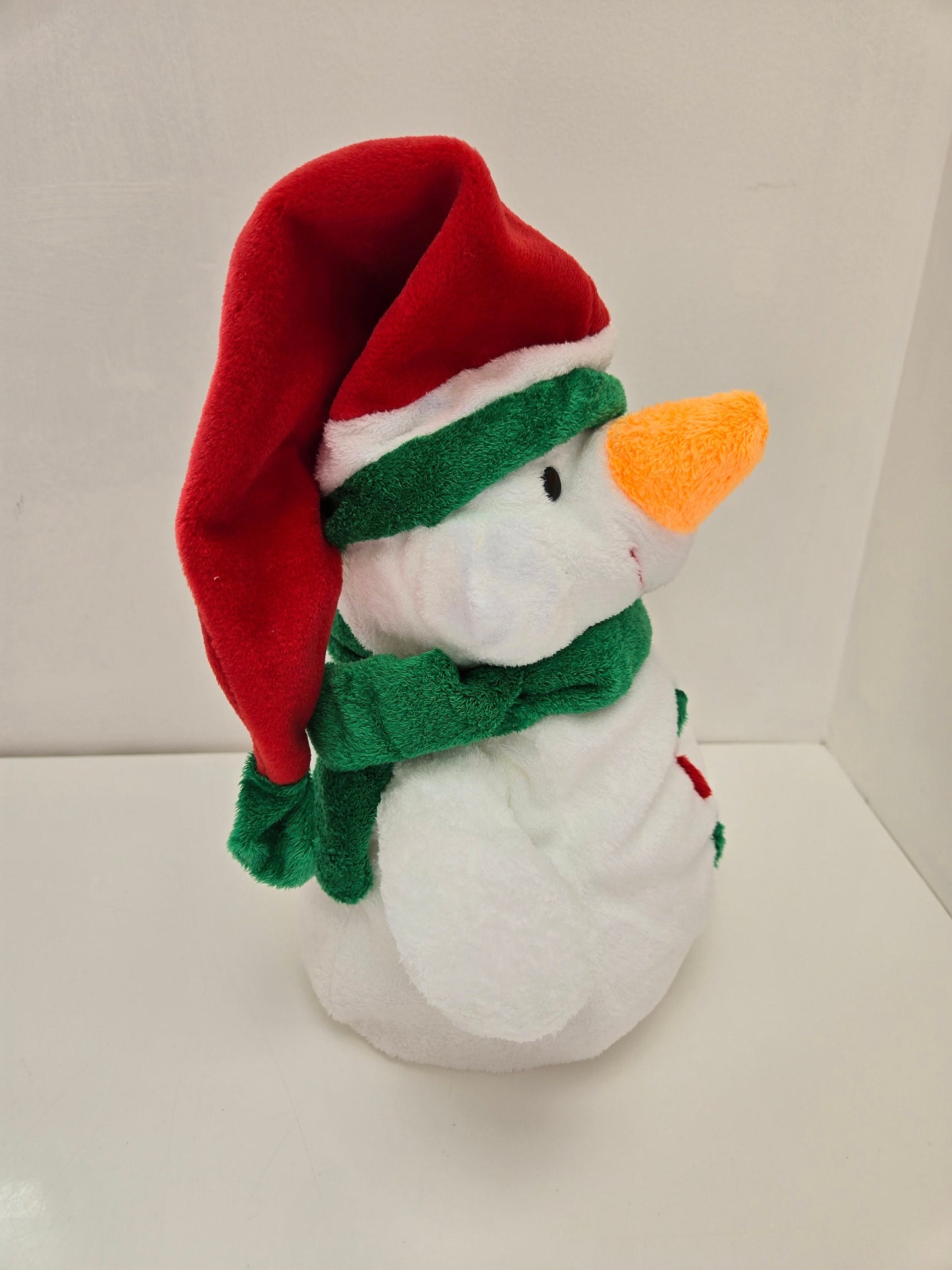 Ty Pluffies Collection “Icebox” the Snowman (14 inch)