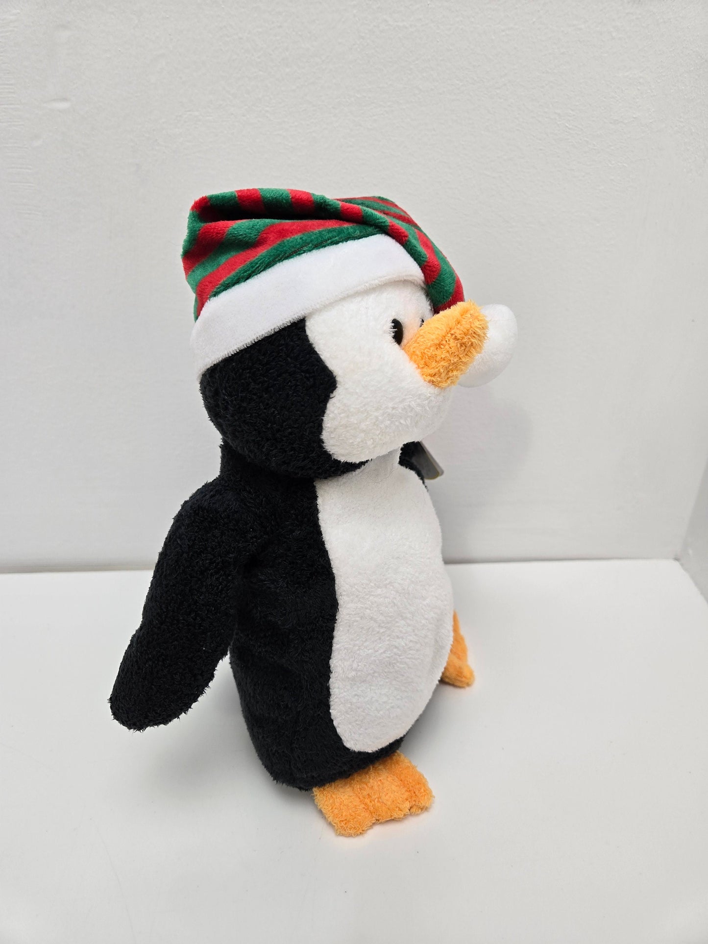 Ty Pluffies Collection “Freeze" the Adorable Penguin!! (9 inch)