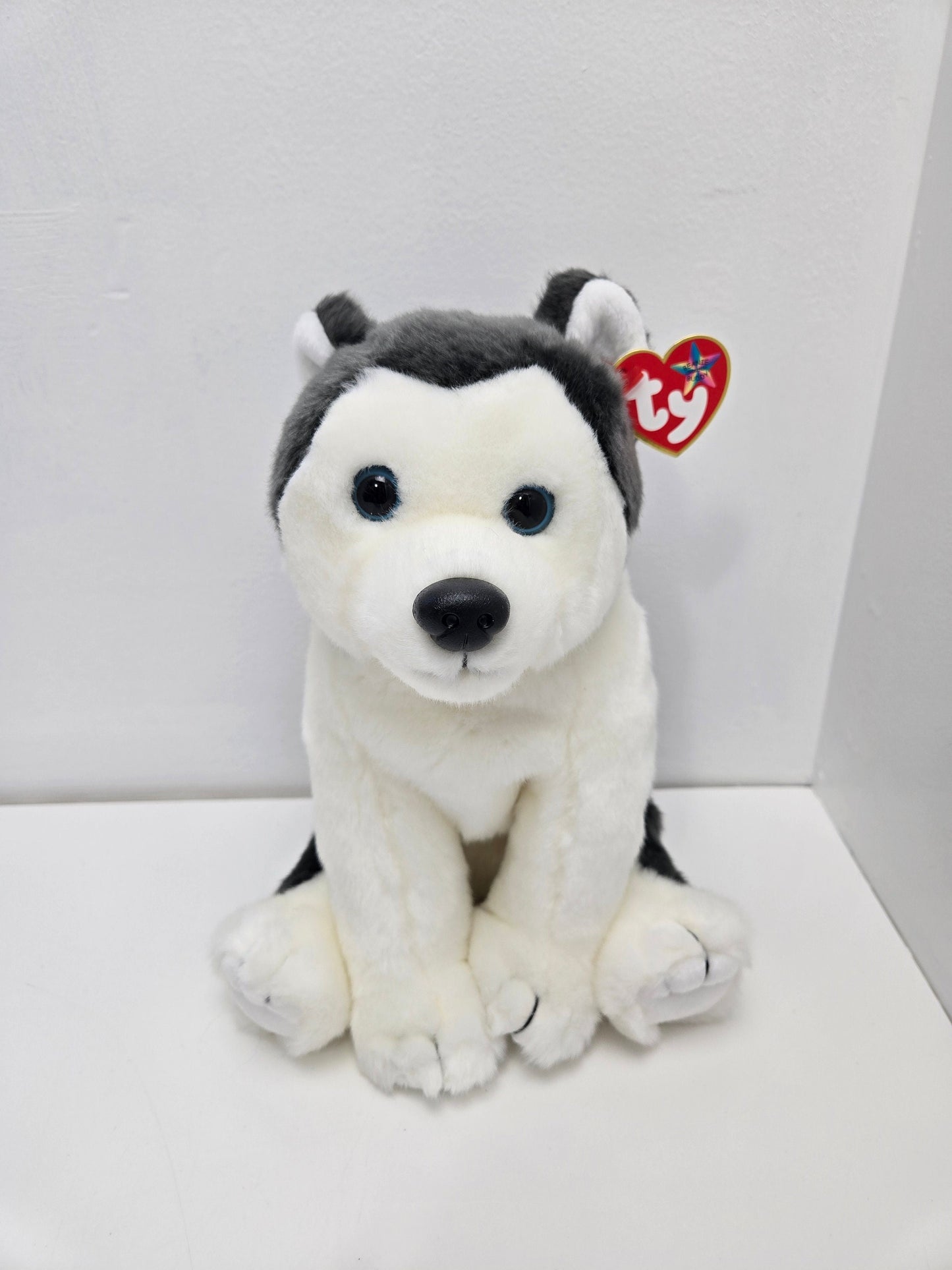 Ty Beanie Buddy “Nanook” the Husky Dog  *Rare* (10 inch)