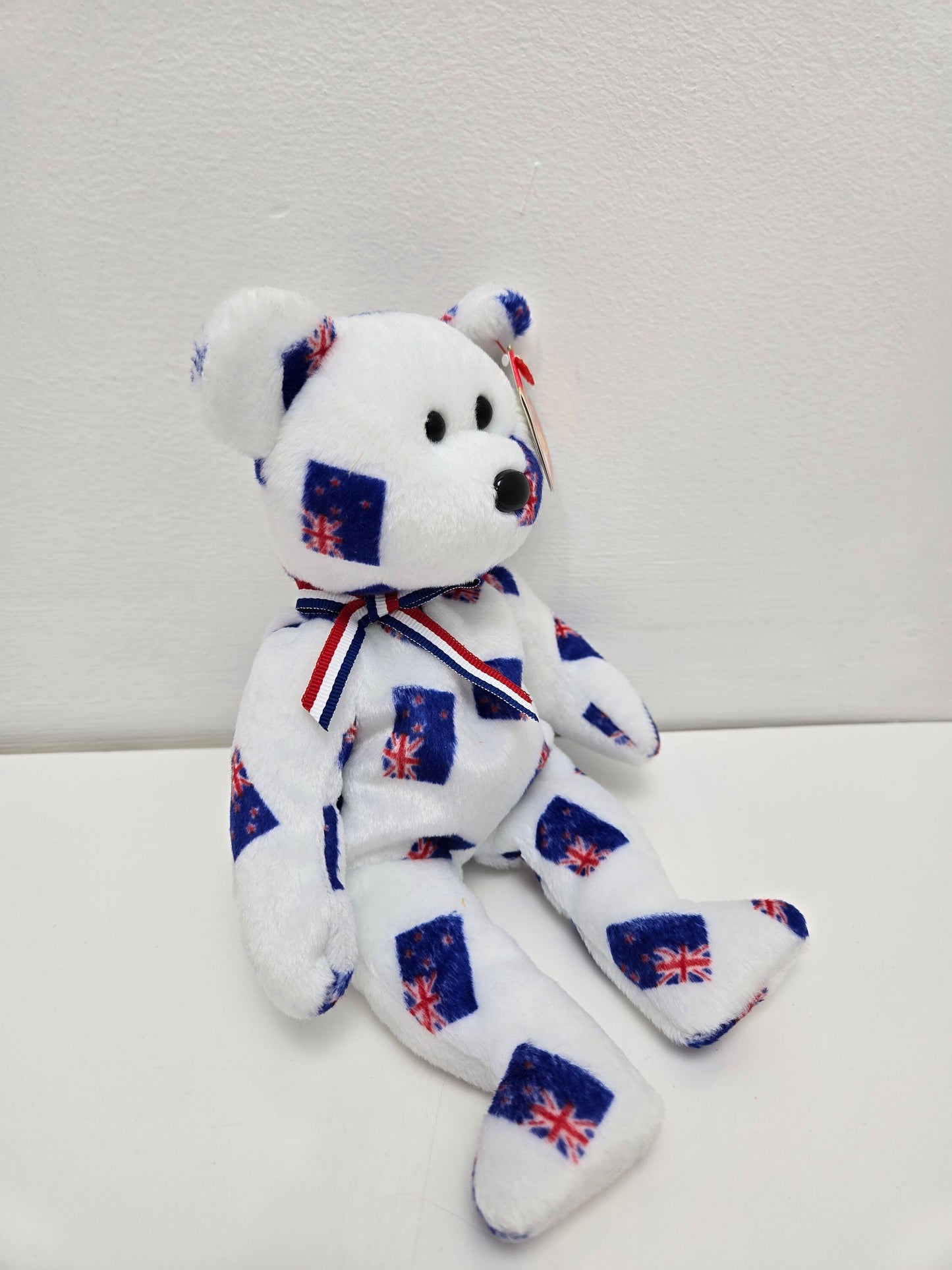 Ty Beanie Baby “Aotearoa” the Asia Pacific Bear - New Zealand Exclusive (8.5 inch)