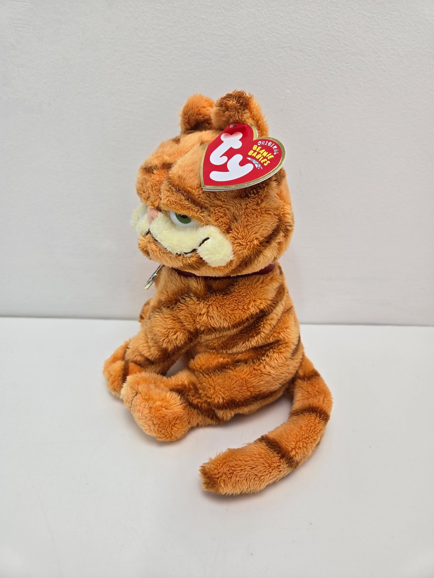 Ty Beanie Baby “Garfield” the Orange Cat! (7 inch)