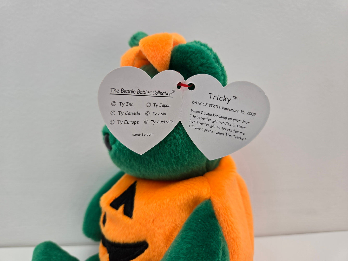 Ty Beanie Baby “Tricky” the Pumpkin Bear (9.5 inch)